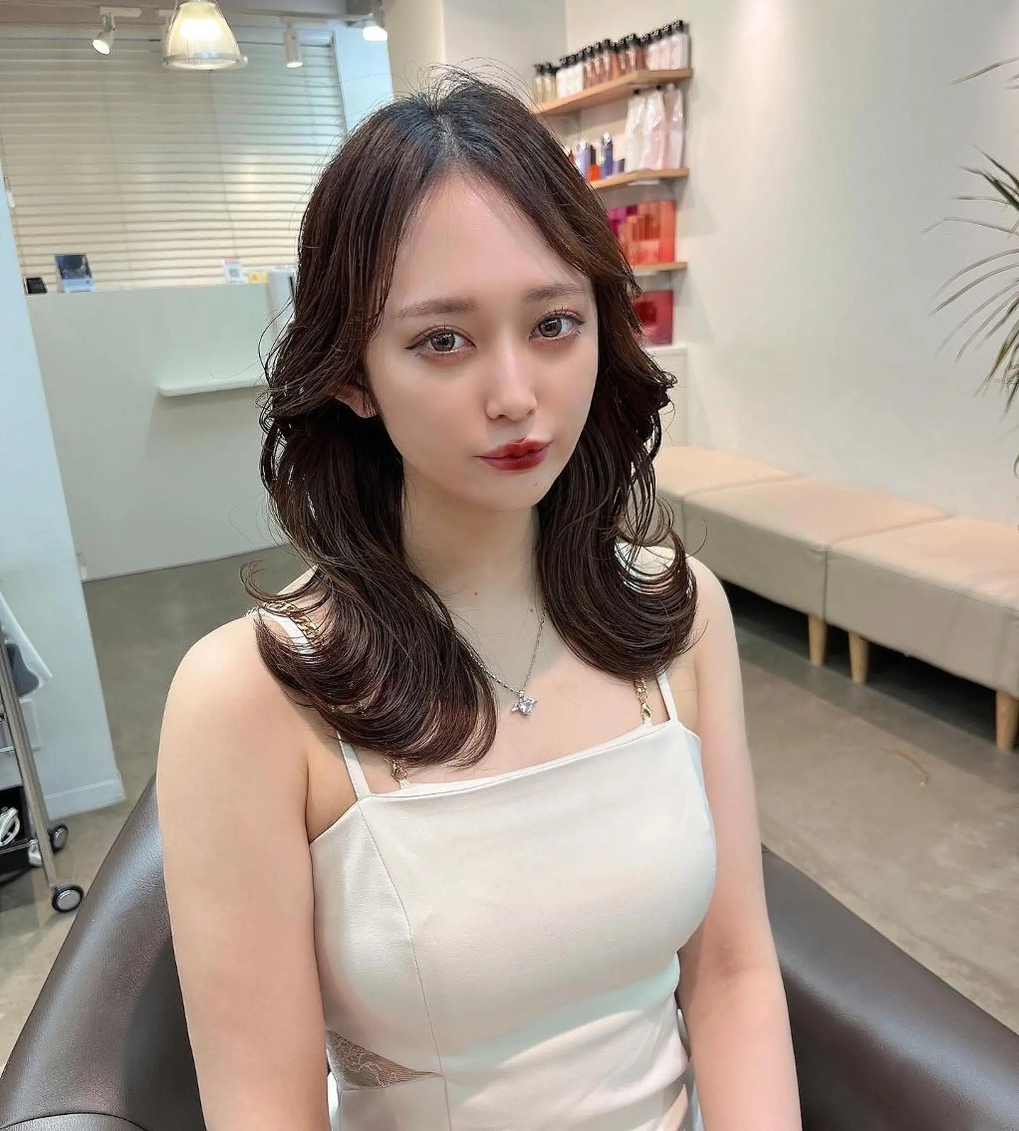 ロング くびれヘア くせ毛 顔周りカット ハイライト 髪質改善 韓国/髪質改善💘 櫻井かれんのヘアスタイル