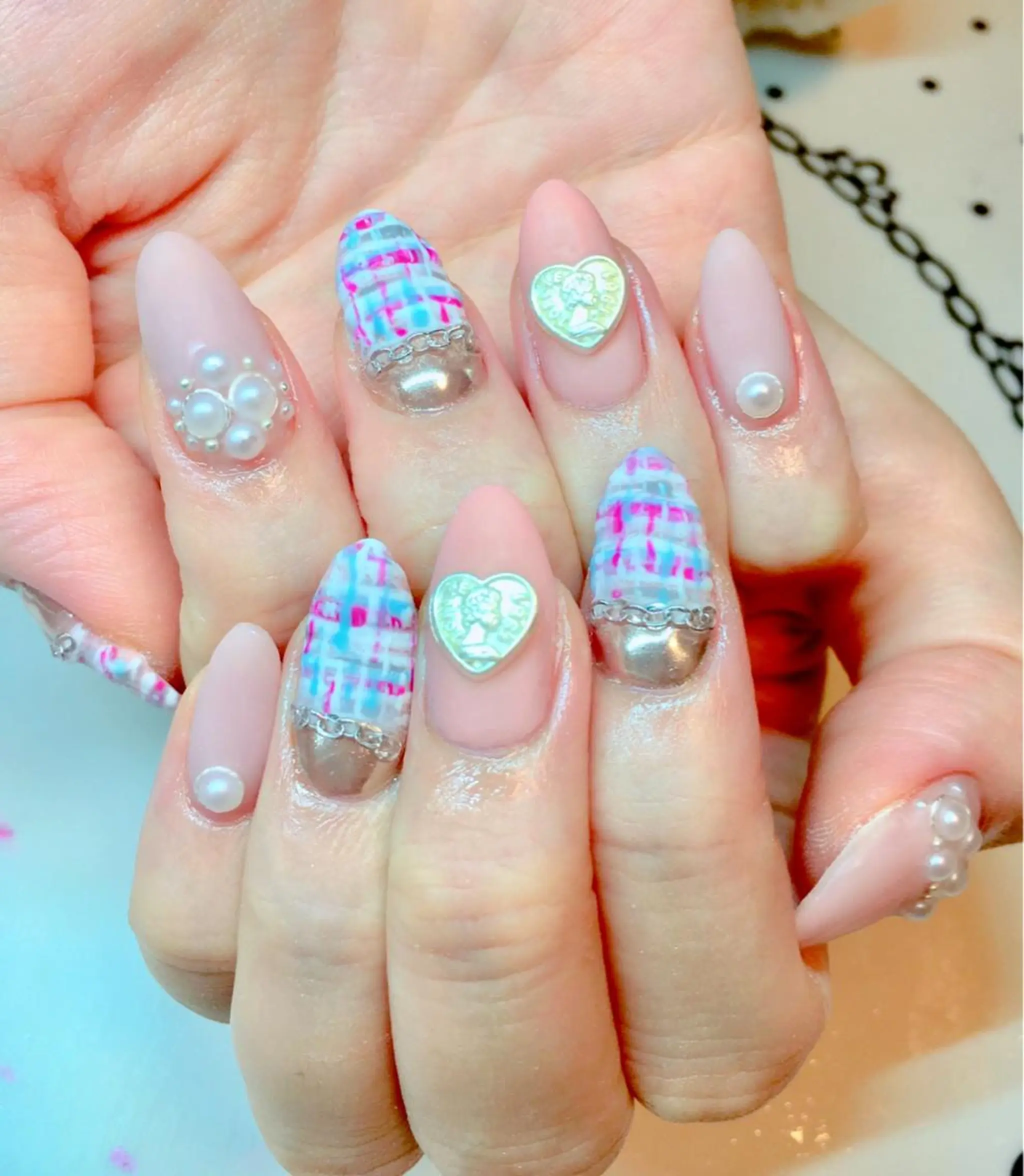ネイル ハンドネイル nailsalon sugarr所属・nailist cocoのネイルデザイン