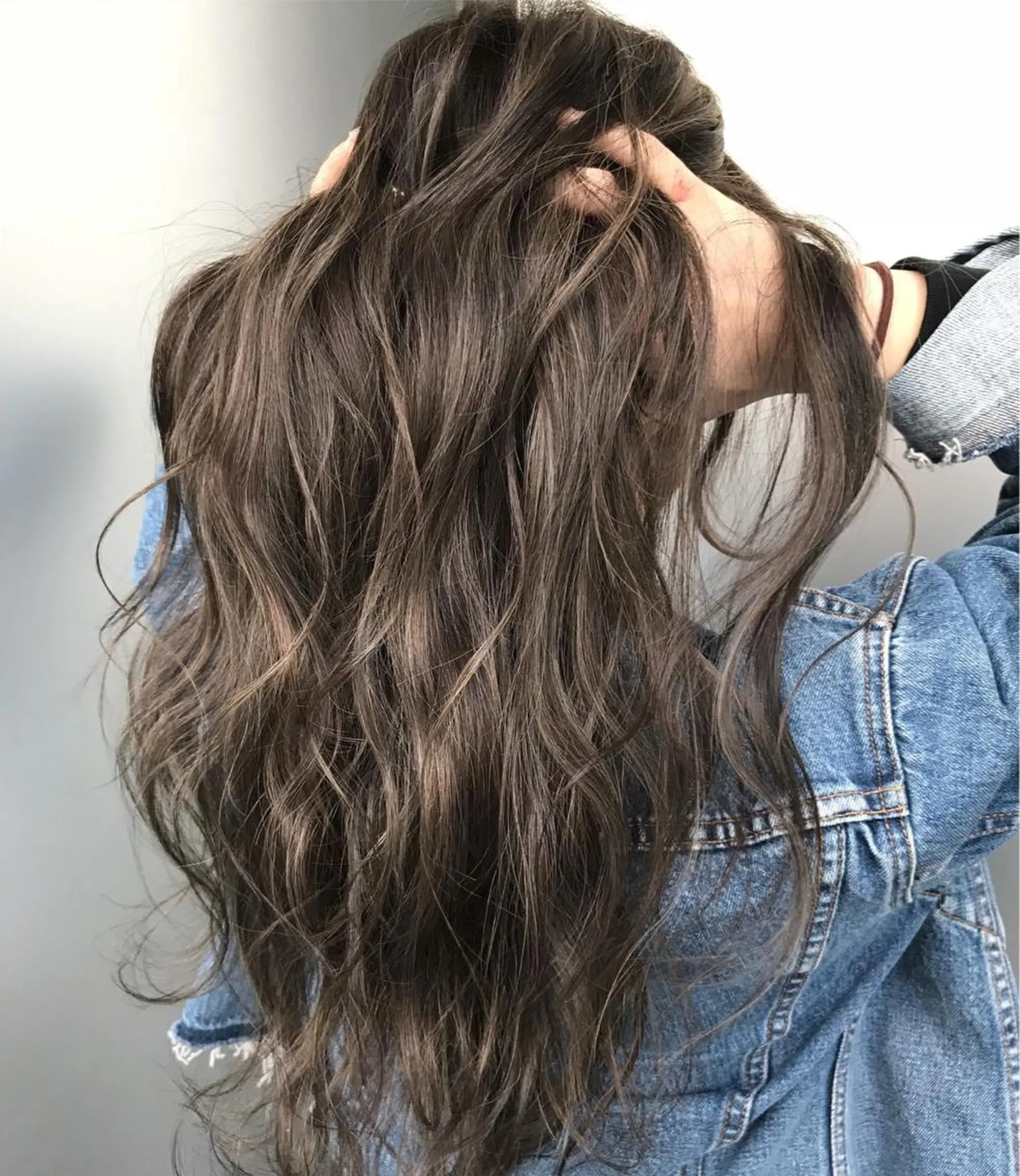 セミロング カラー ヘアアレンジ 【公式】amble luxe池袋東口🩷のヘアスタイル