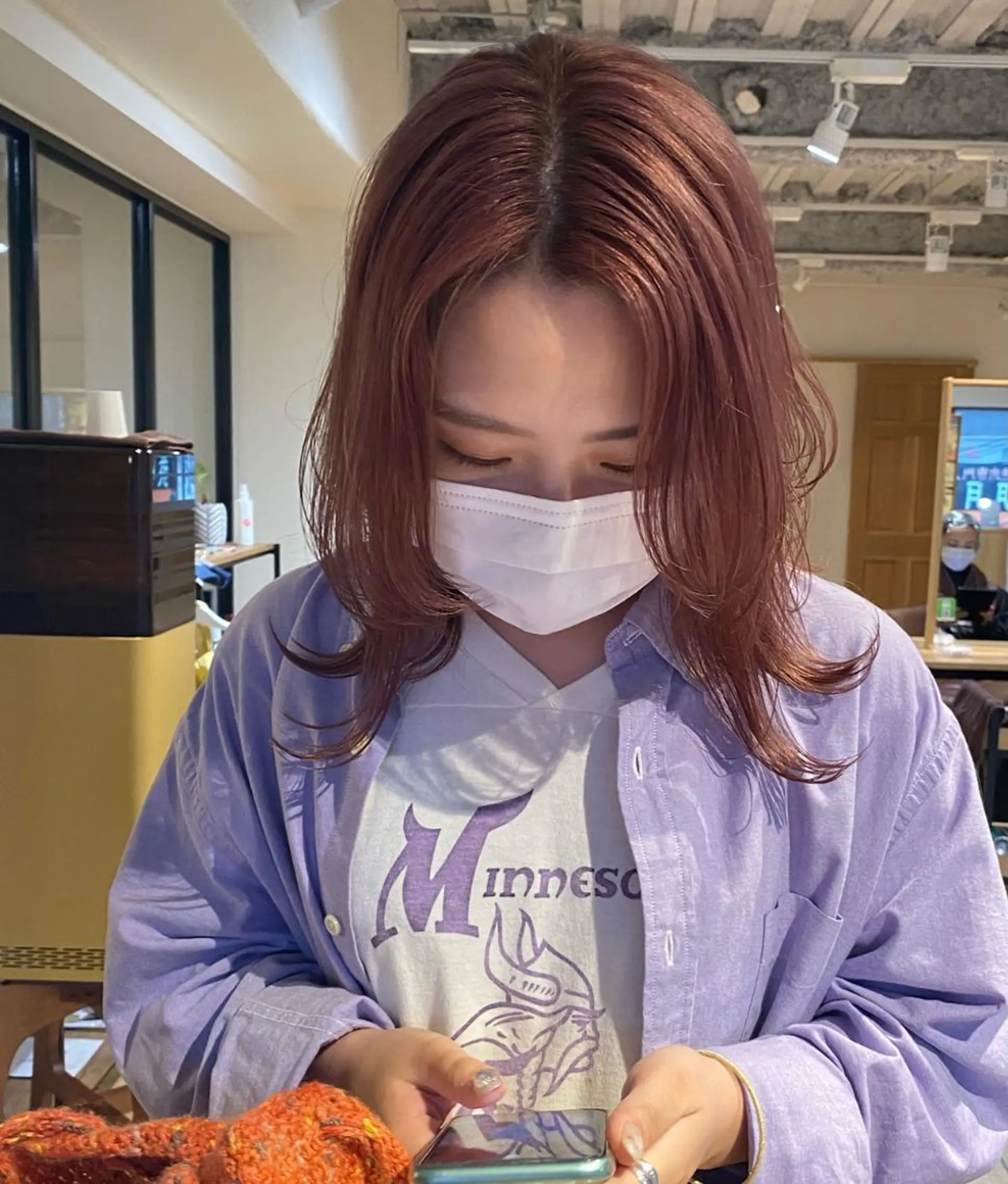 ミディアム カラー ブリーチ ピンクカラー io濱川 遥のヘアスタイル