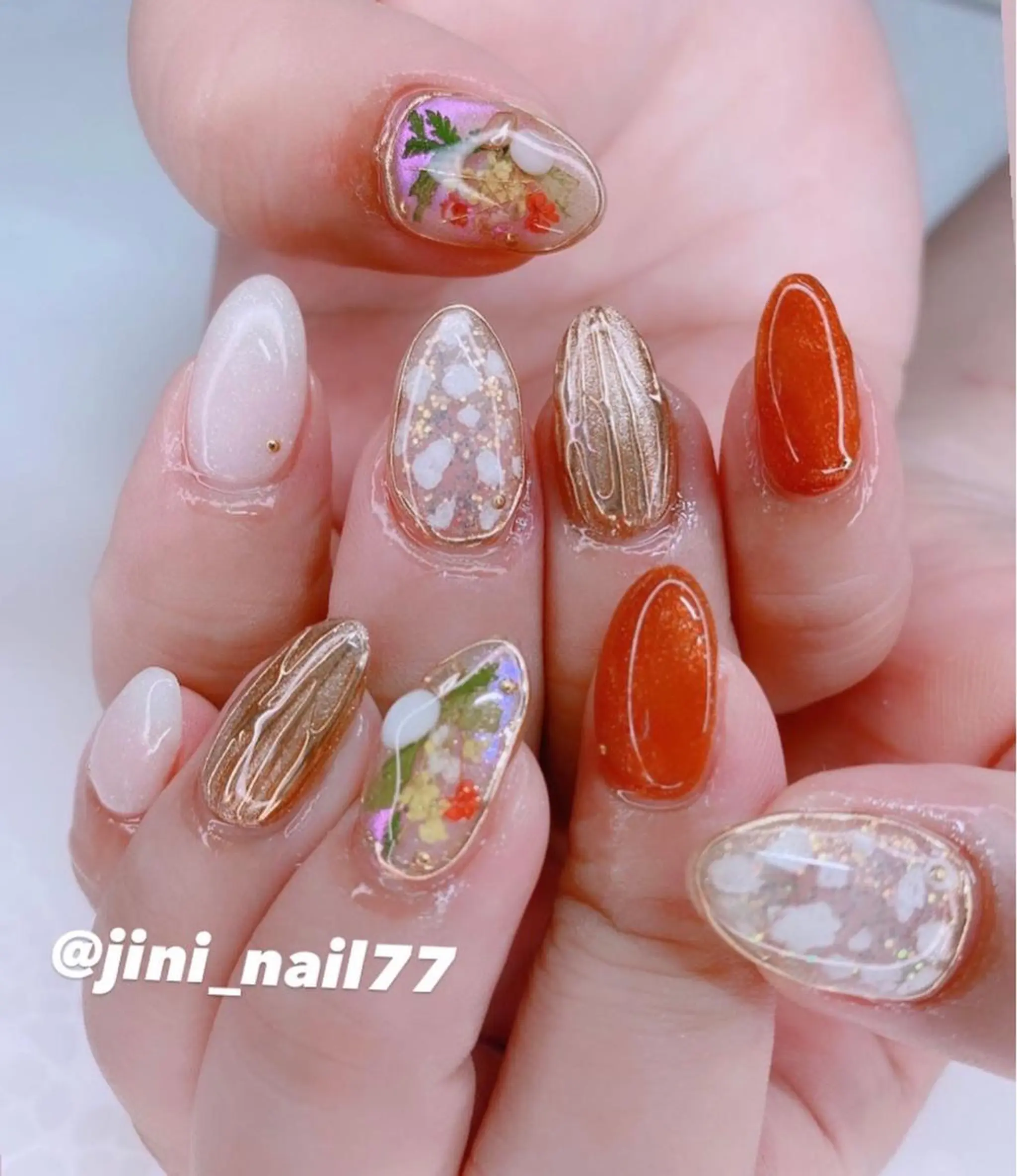 ネイル ハンドネイル JINI NAIL所属・ジニ ネイルのネイルデザイン