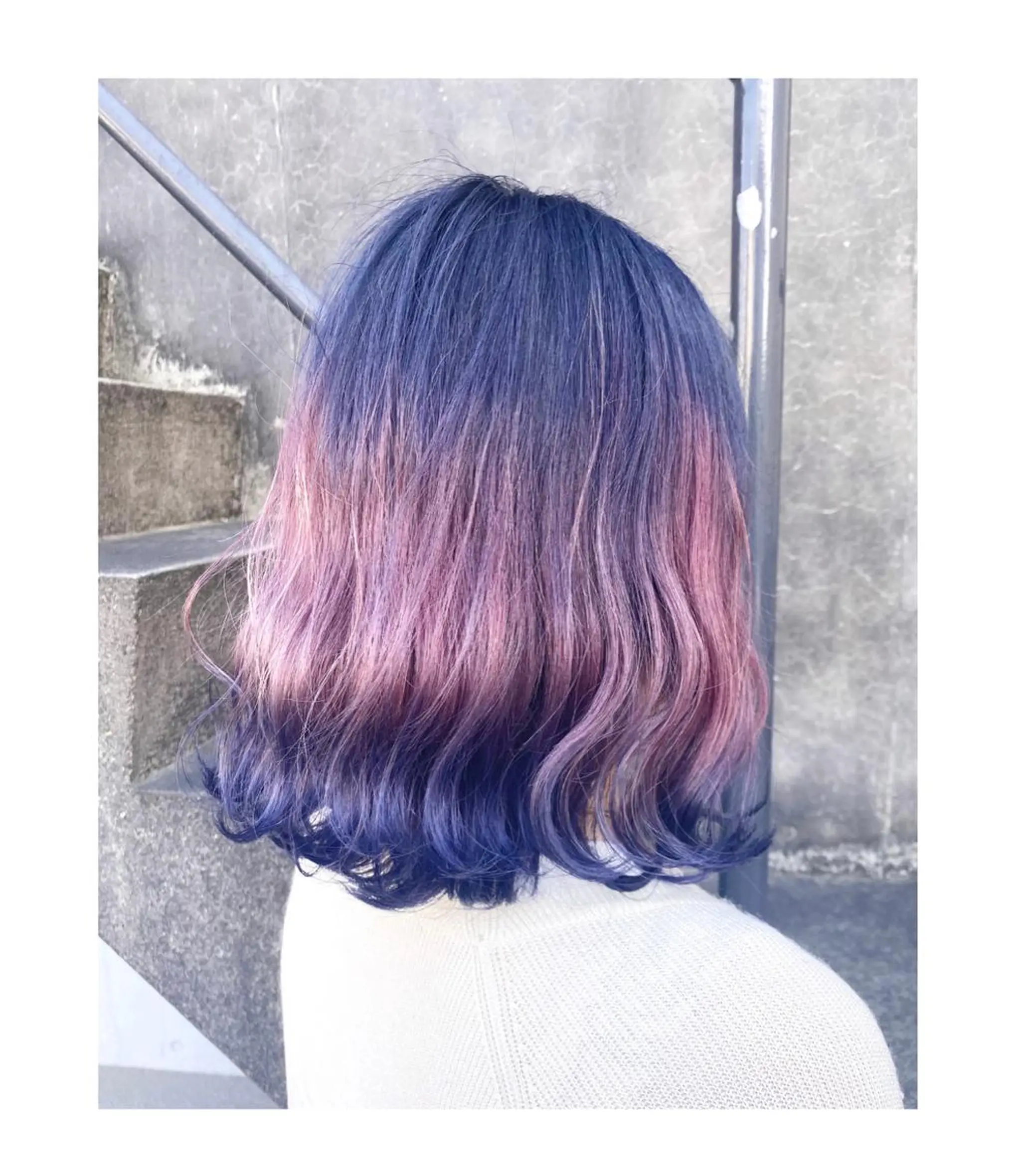 ショート カラー ブルーカラー ピンクカラー ヘアカラー GARU-ガル-所属・TSUNO🦖 派手髪/オタク美容師のヘアスタイル