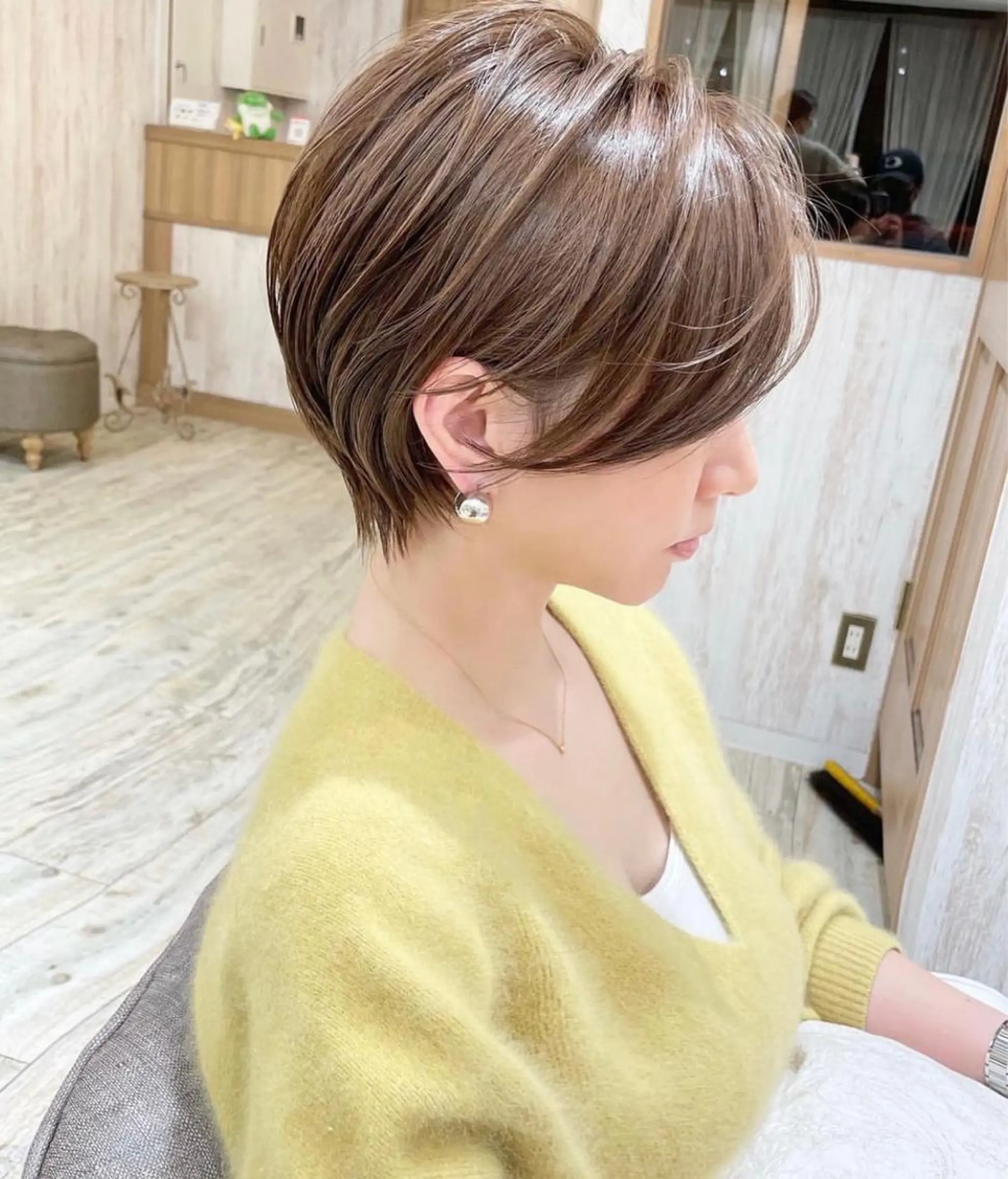ショート 小野 明日香のヘアスタイル