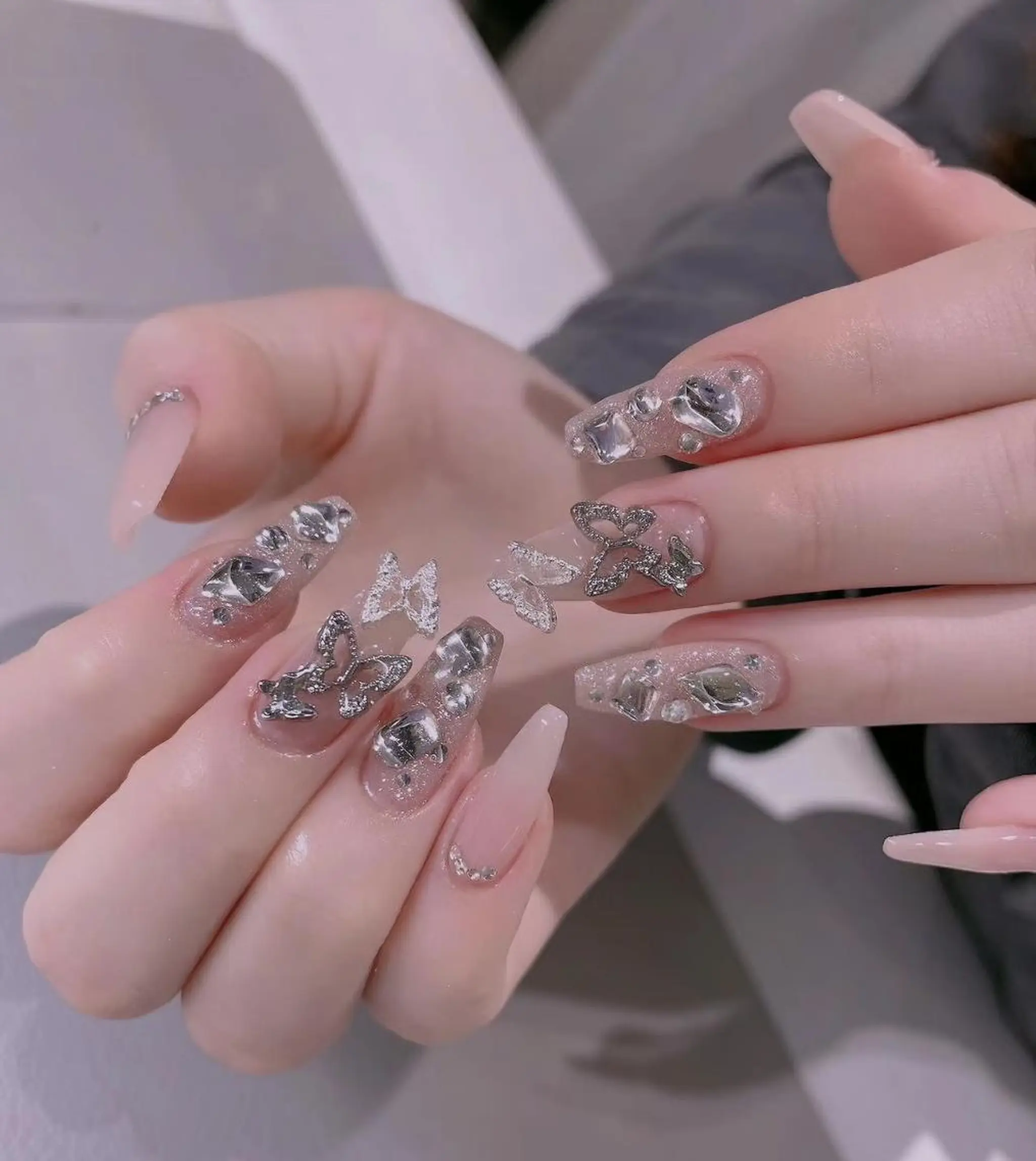 カラー ハンドネイル INF ネイルサロンのネイルデザイン