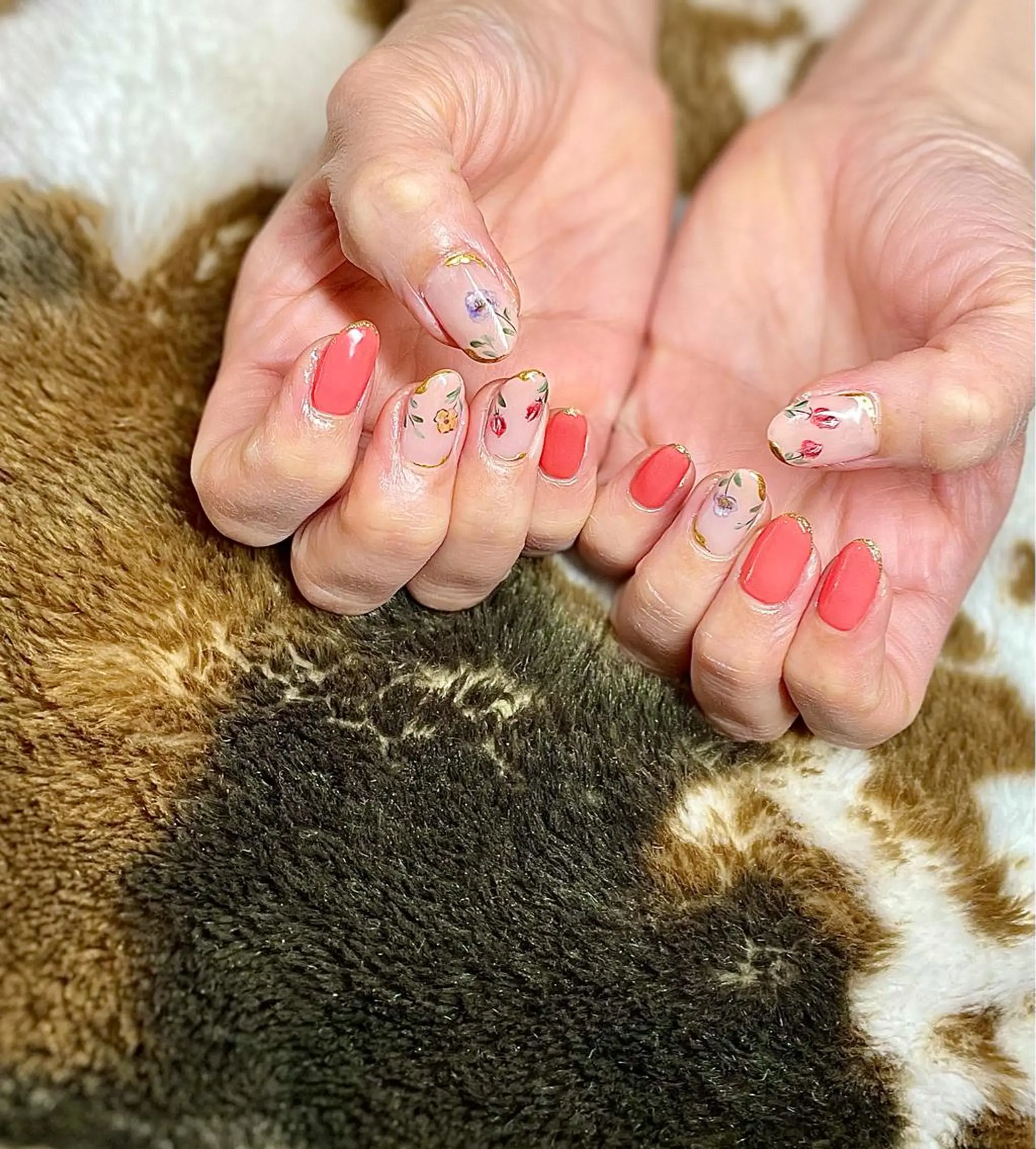 ミディアム カラー パーマ ヘアアレンジ メンズ キッズ ネイル マツエク・マツパ フラワーネイル ハンドネイル ハンドケア nail&eye Aoのマツエク・マツパデザイン