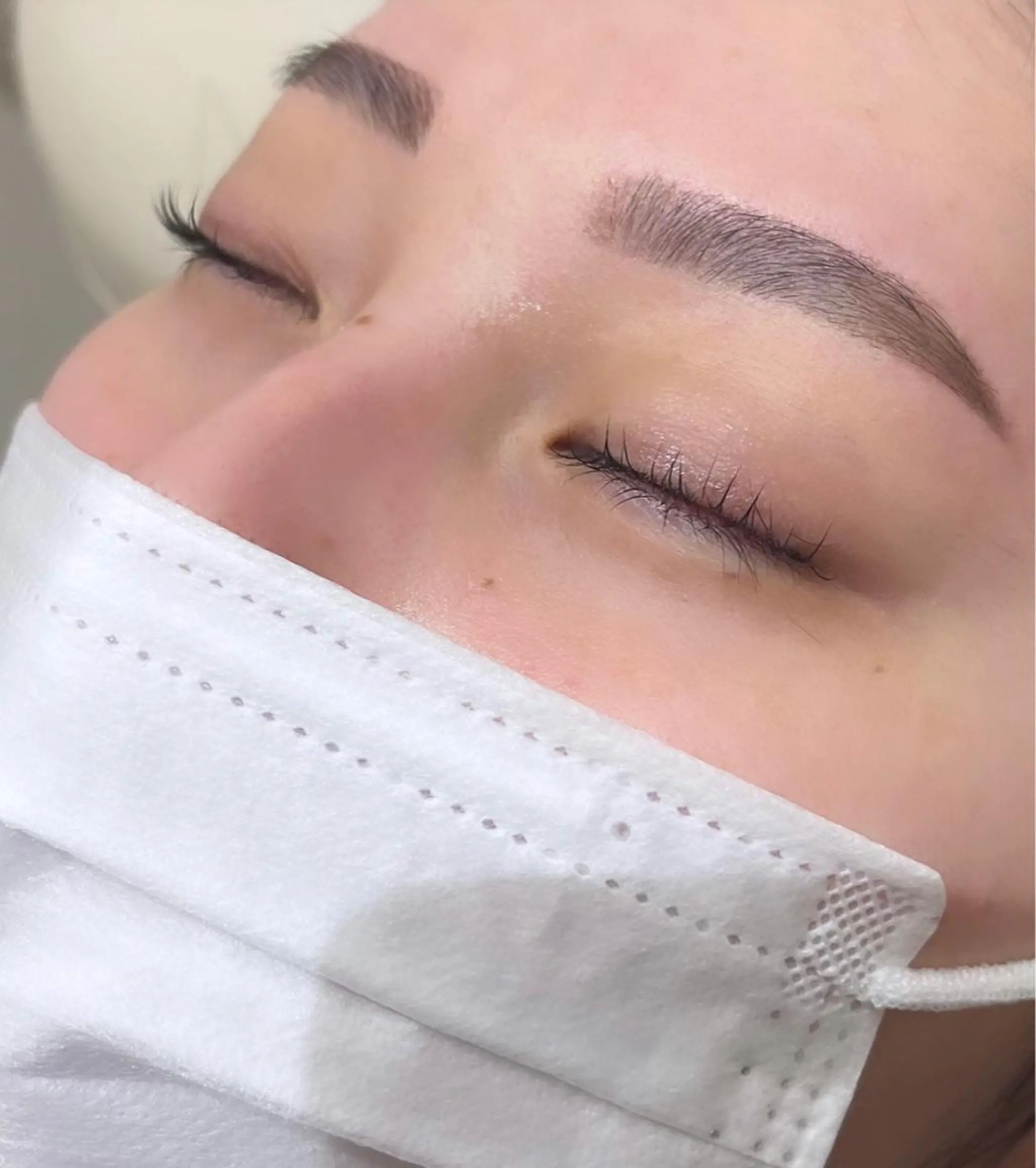 アイブロウ ワックス脱毛 南 綾花の眉毛・アイブロウイメージ