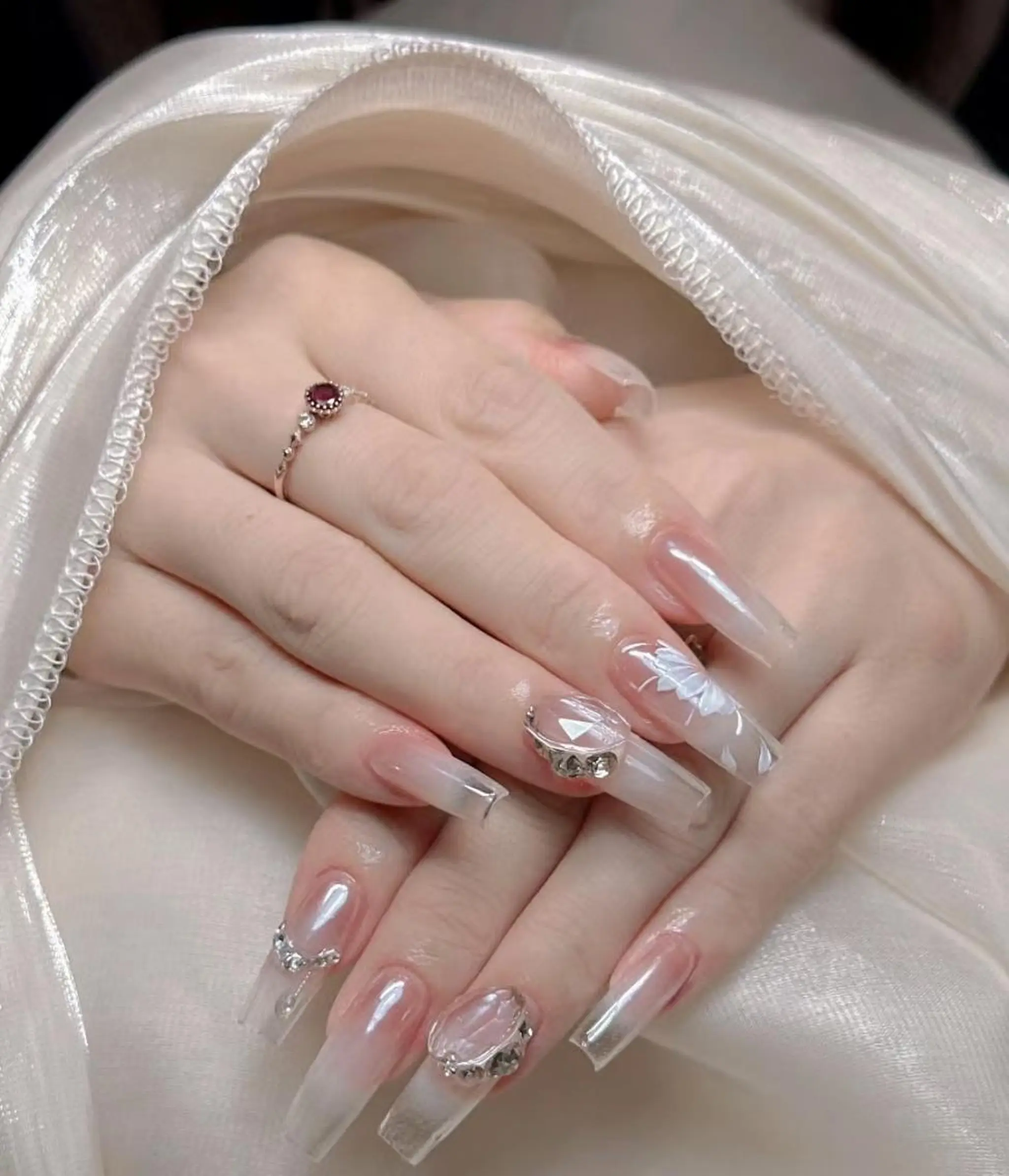 ネイル ハンドネイル INF ネイルサロンのネイルデザイン