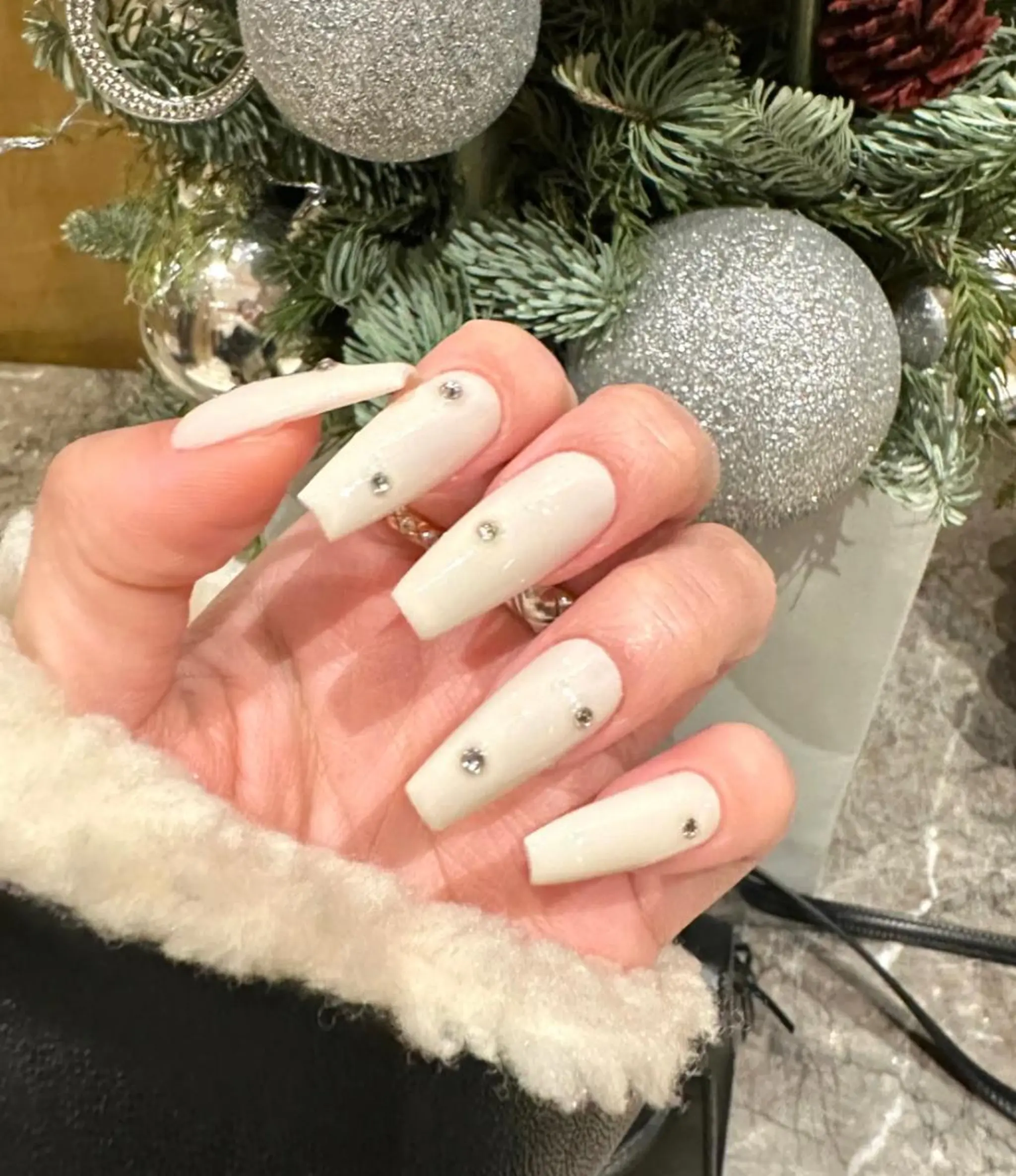 ネイル ハンドネイル Pure&Rich Nailのネイルデザイン