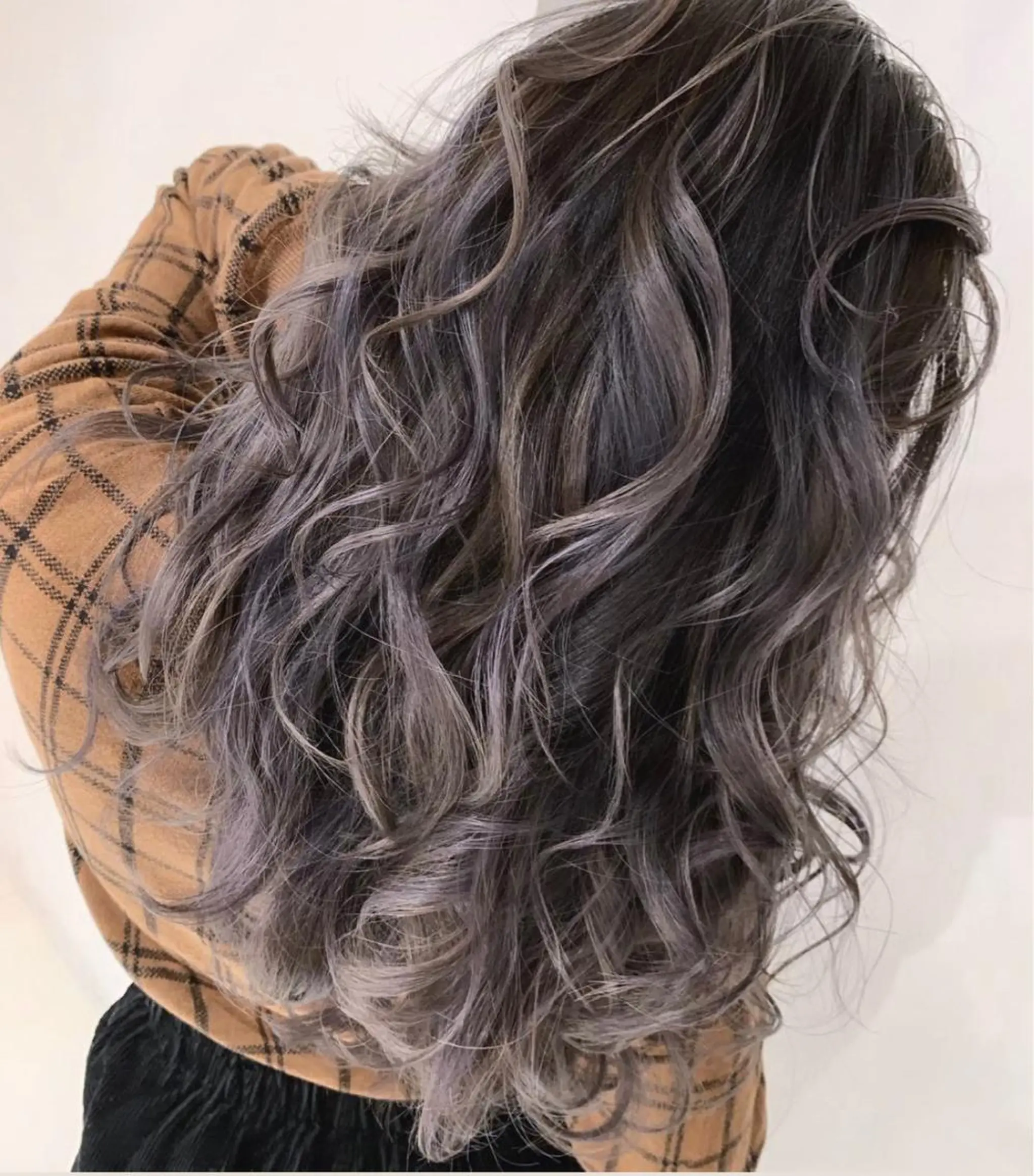 セミロング カラー パーマ ヘアアレンジ 【公式】amble luxe池袋東口🩷のヘアスタイル