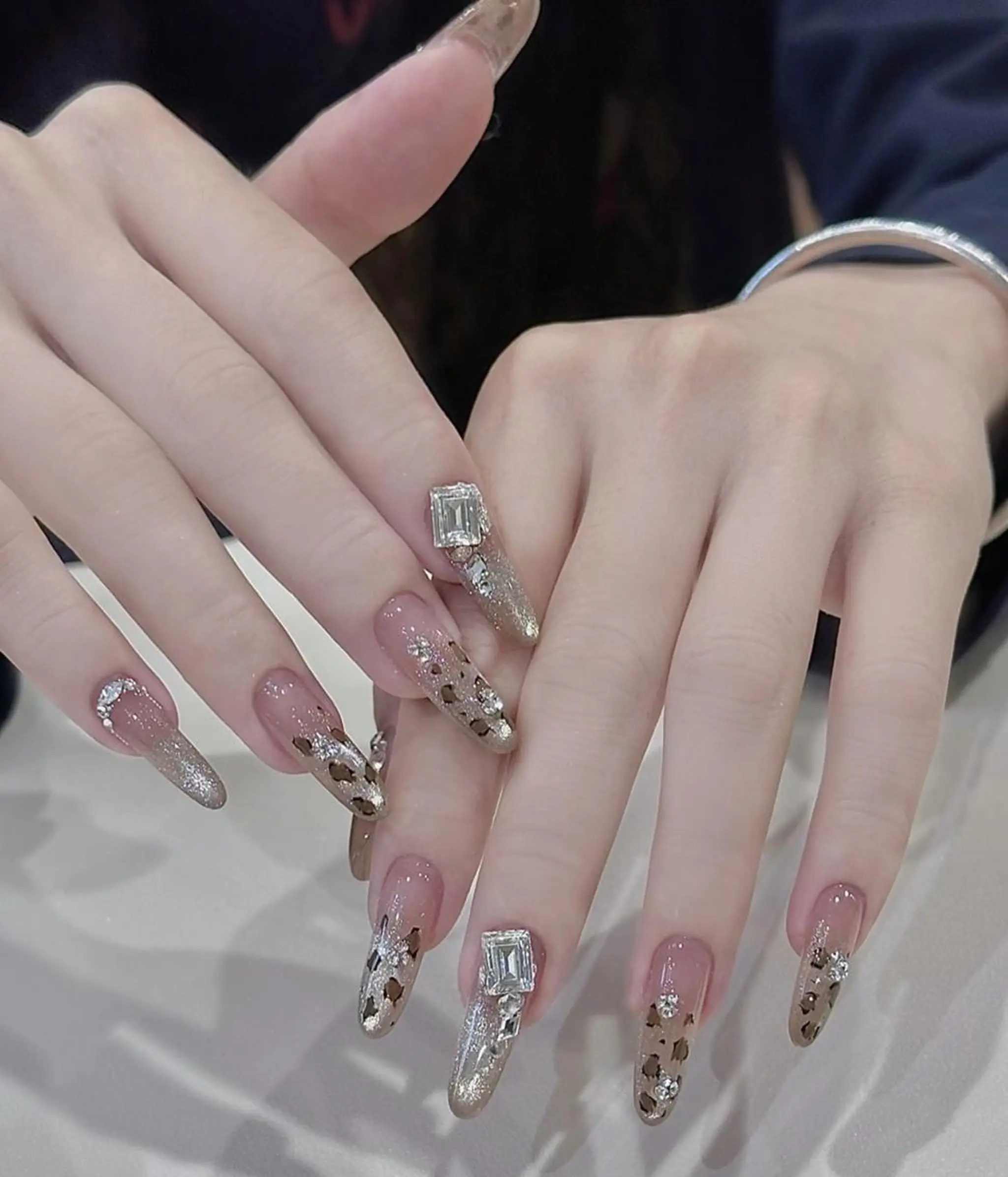 ネイル INF ネイルサロンのネイルデザイン