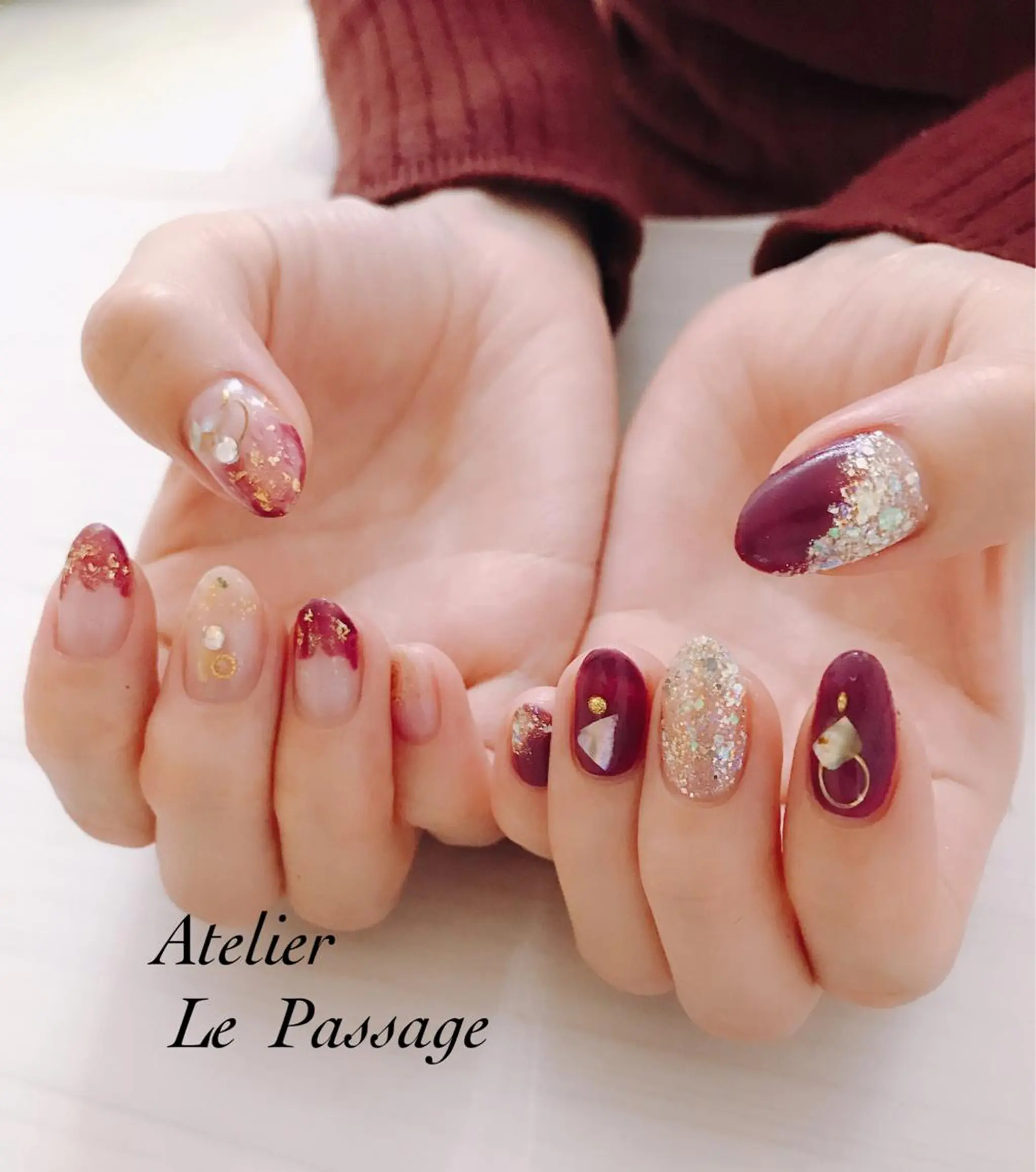 ネイル ジェルネイル ニュアンスネイル パラジェル 冬ネイル クリスマス Atelier Le Passage所属・h nakatsukaのネイルデザイン