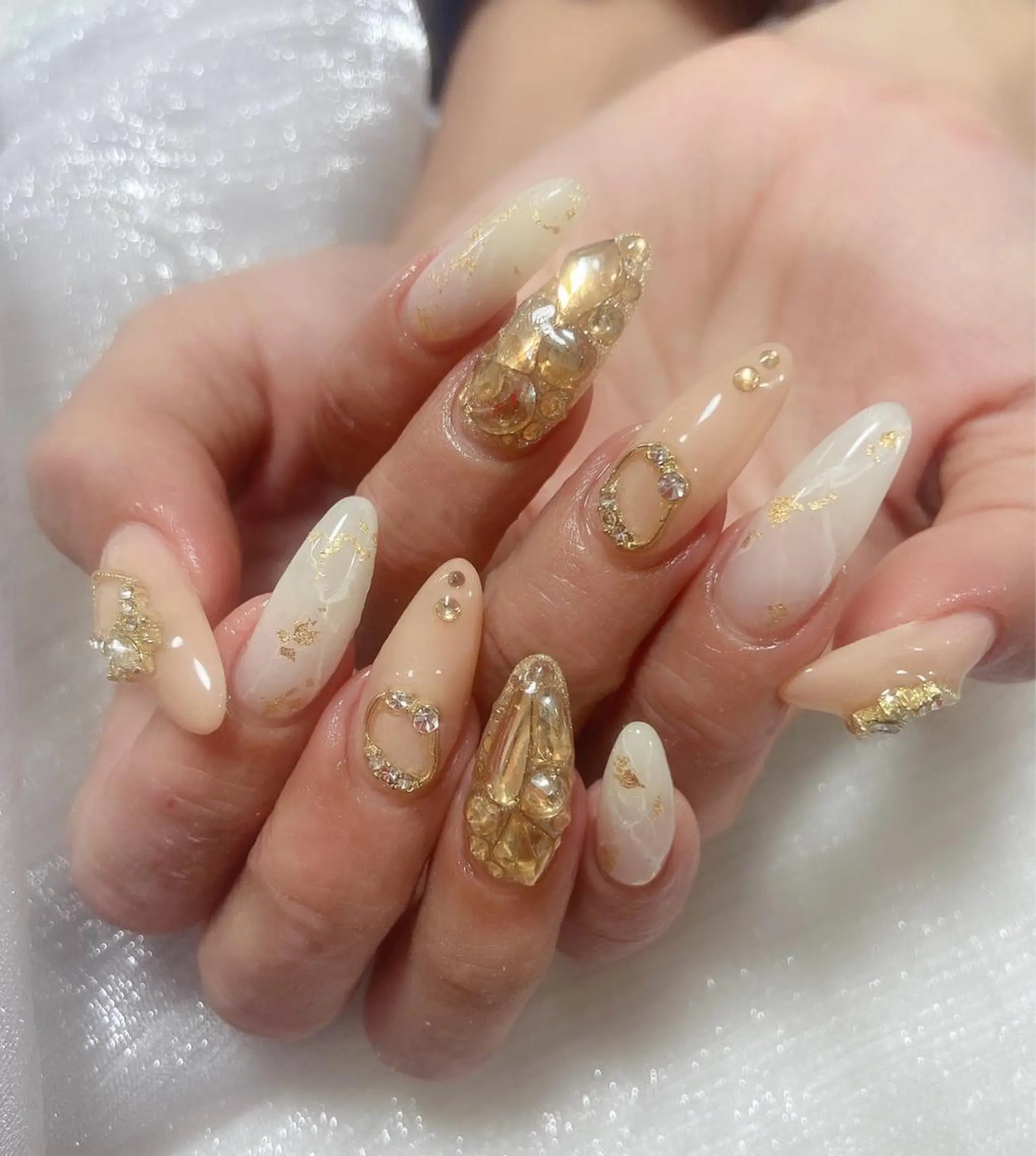 ネイル ハンドネイル ＆ME アンドミーのネイルデザイン