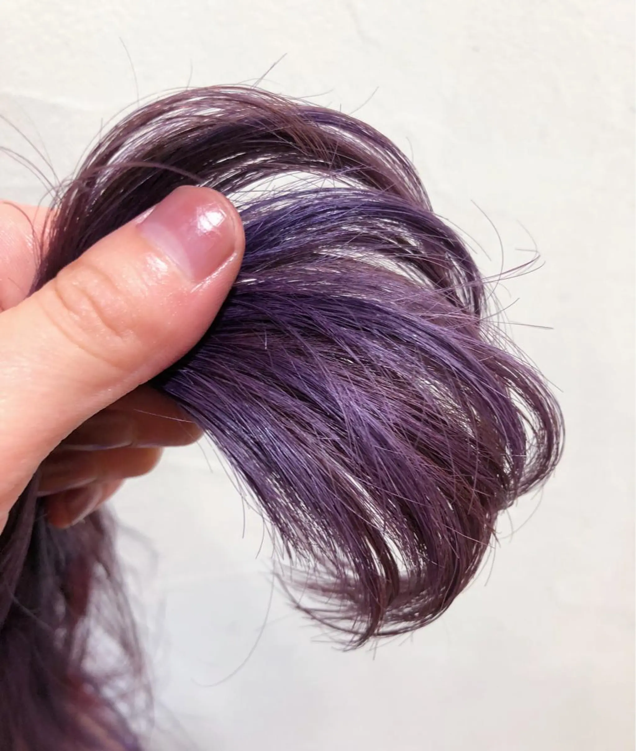 ミディアム カラー バイオレットカラー カット特化柏駅 徒歩3分LOUのヘアスタイル