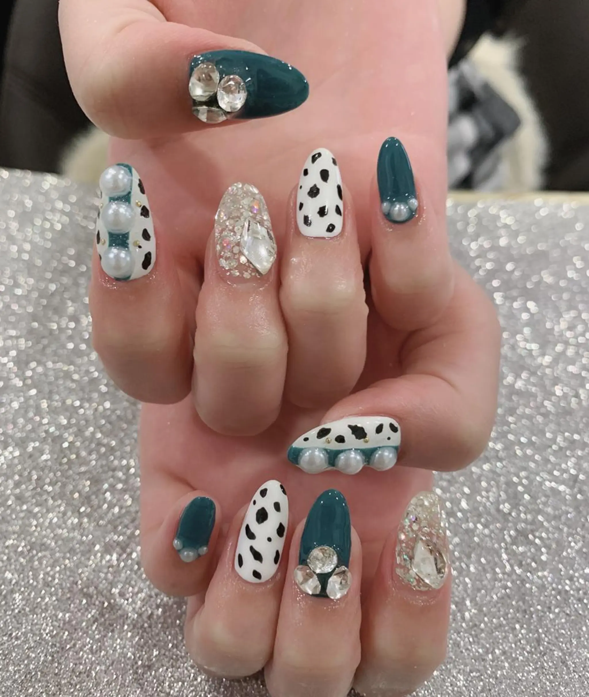 ネイル AB マツエクネイルサロンのネイルデザイン