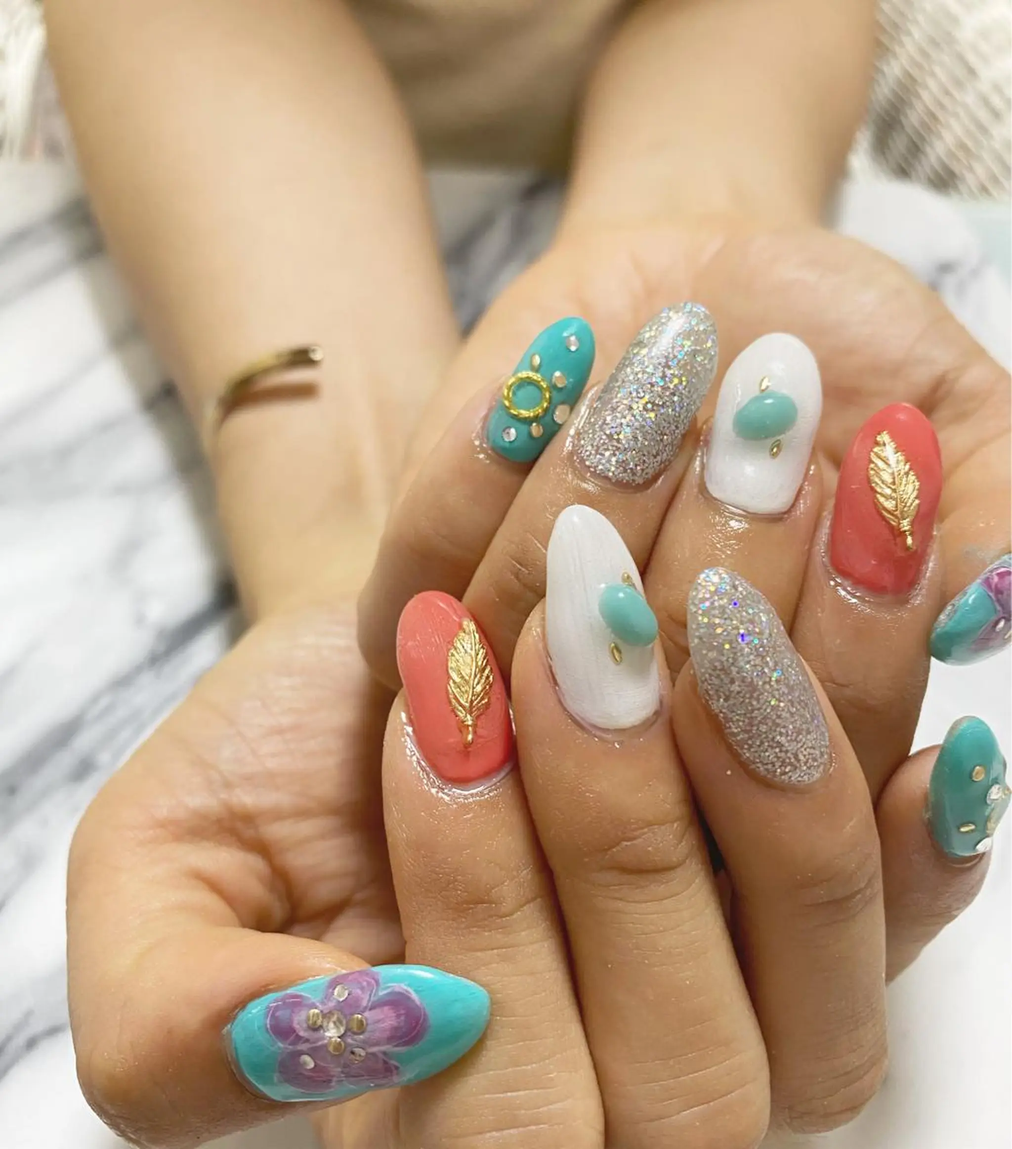 ネイル QULEONAIL所属・大城 裕麻のネイルデザイン