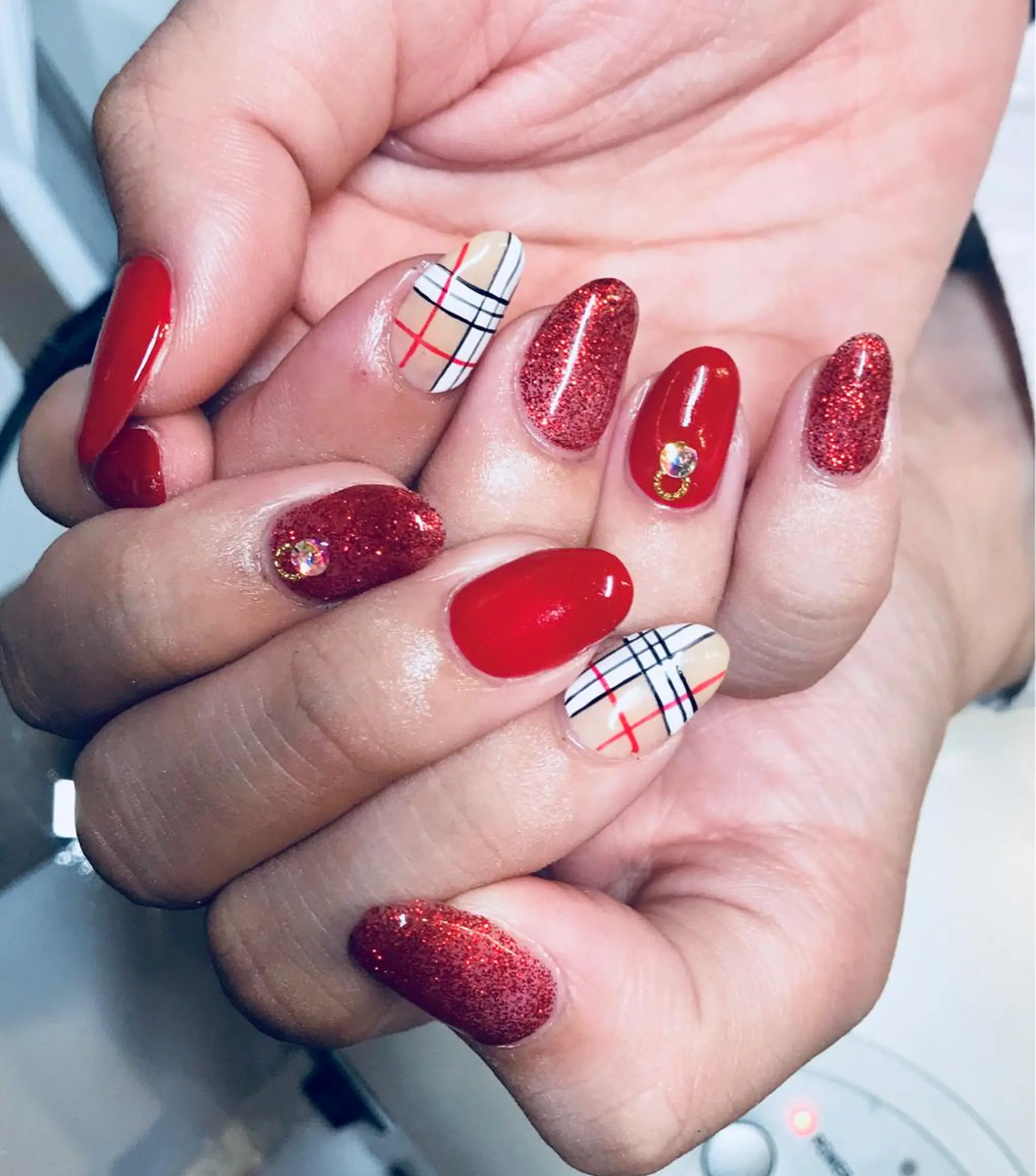 ショート ネイル ラメ(グリッター) ハンドネイル ハンドケア nail&eye Aoのマツエク・マツパデザイン