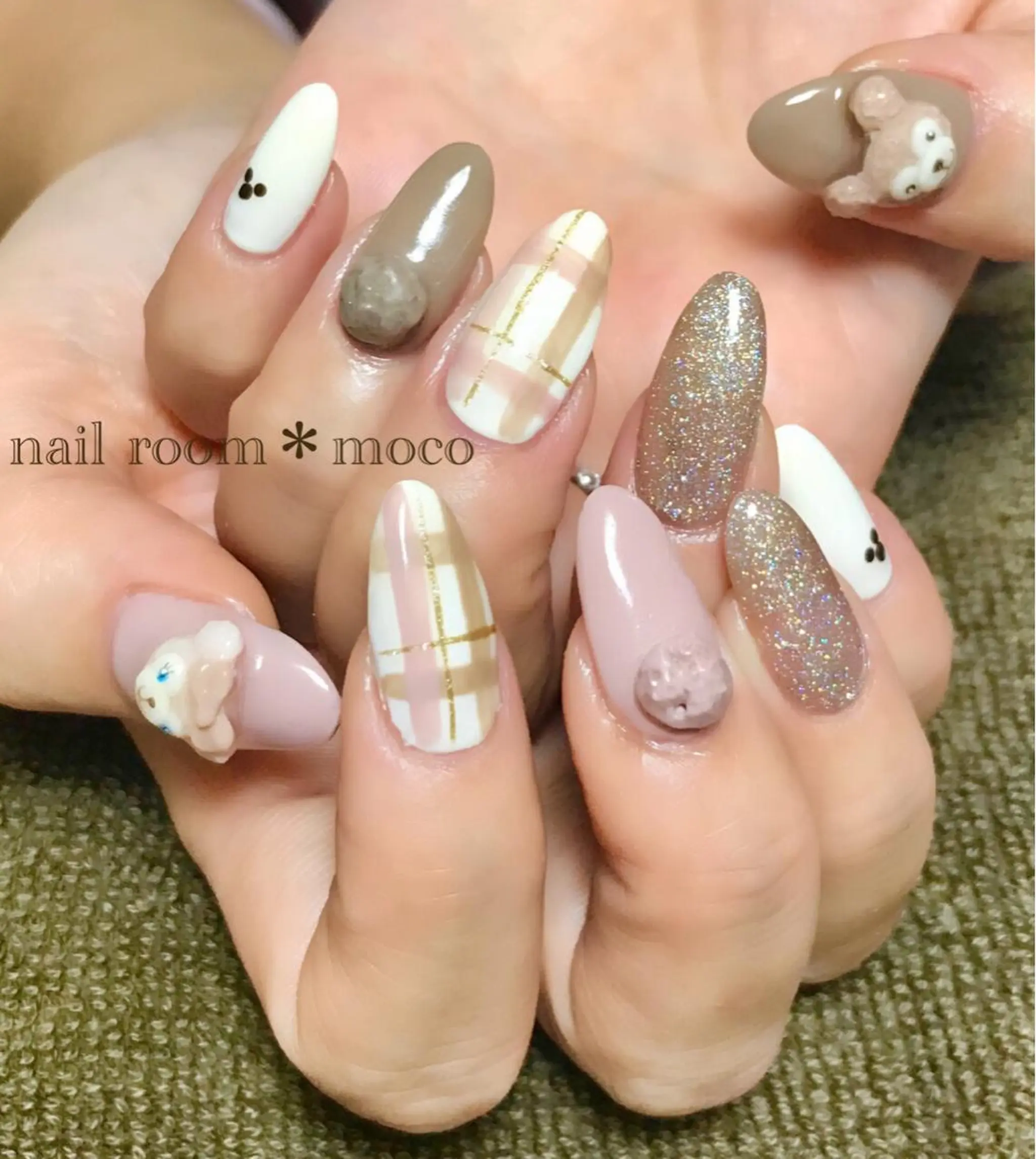ネイル nailroom mocoのネイルデザイン