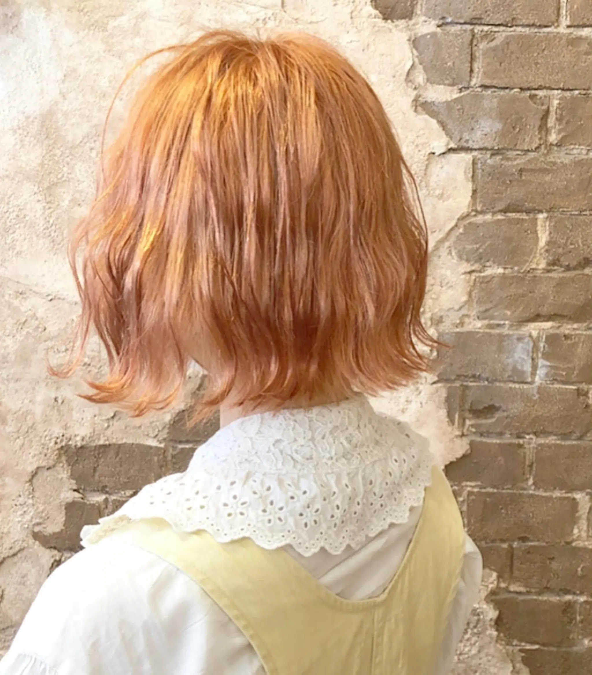 ミディアム カラー カット ヘアカラー ブリーチ、パーマ 西部笑のヘアスタイル