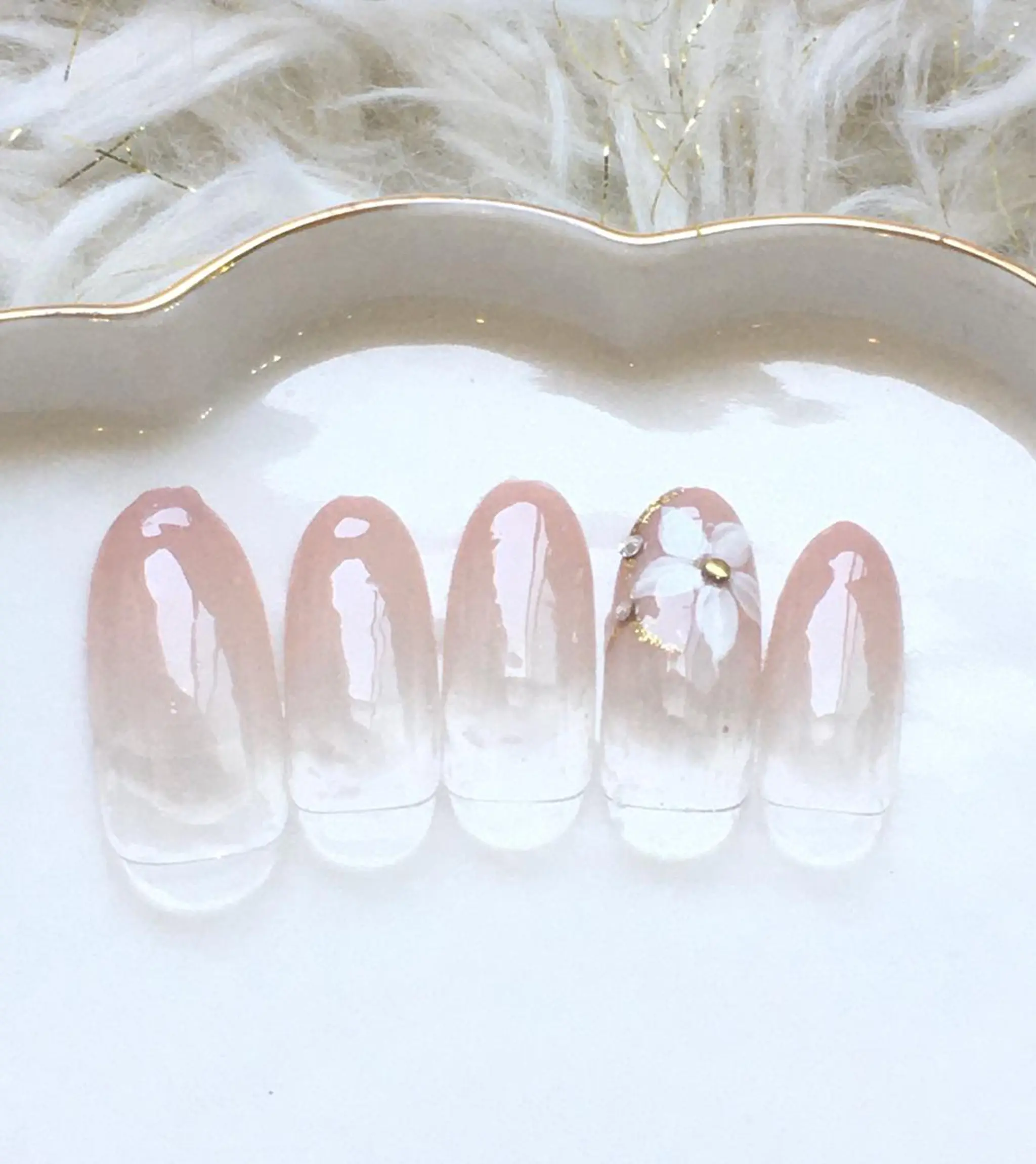 ネイル 練馬駅近ネイルラニ 不細工爪90分で美爪のネイルデザイン