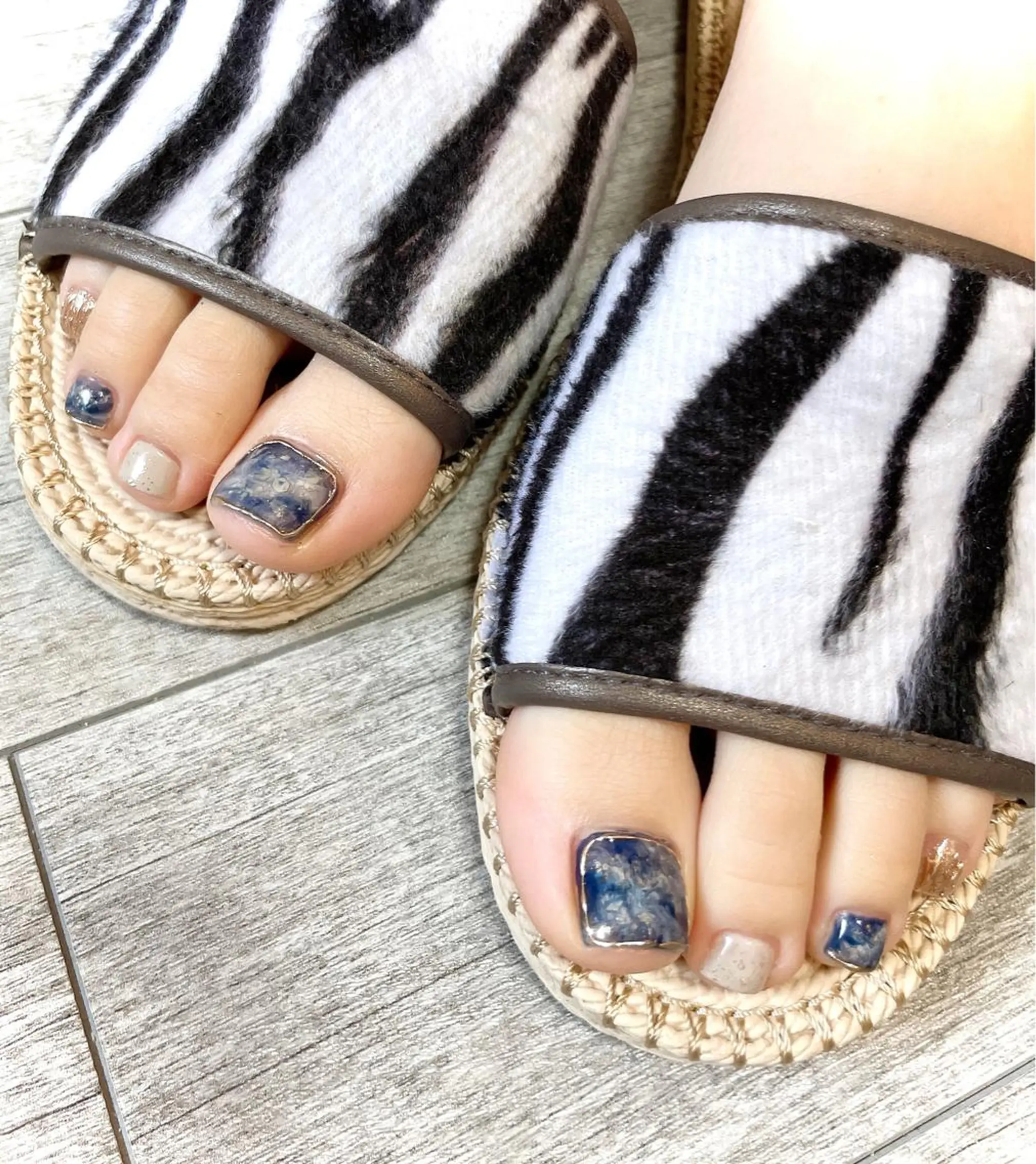 ネイル フットネイル Nail MOANAのネイルデザイン