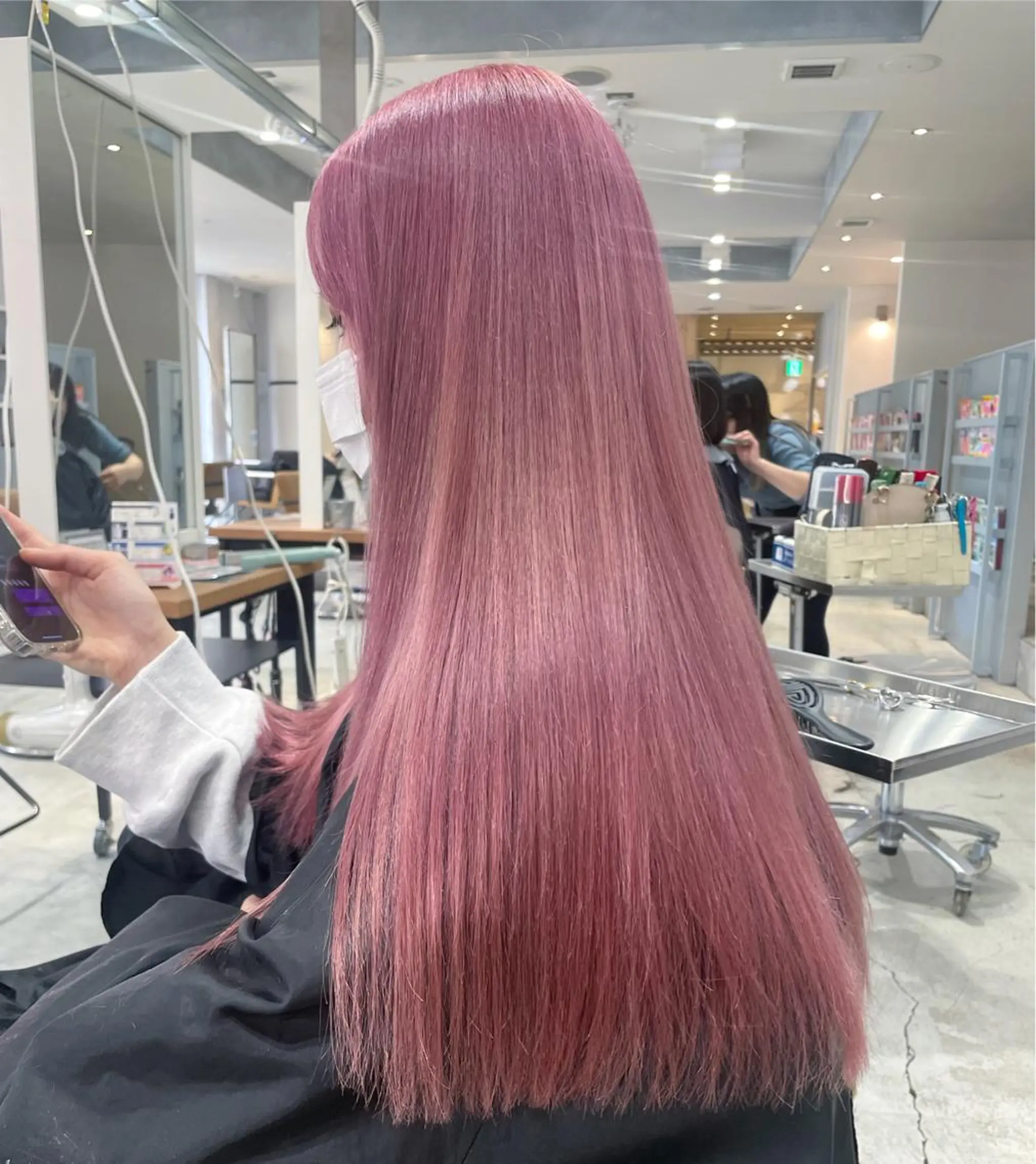 ロング カラー 艶ハイトーン👑♡ NATSUKIのヘアスタイル