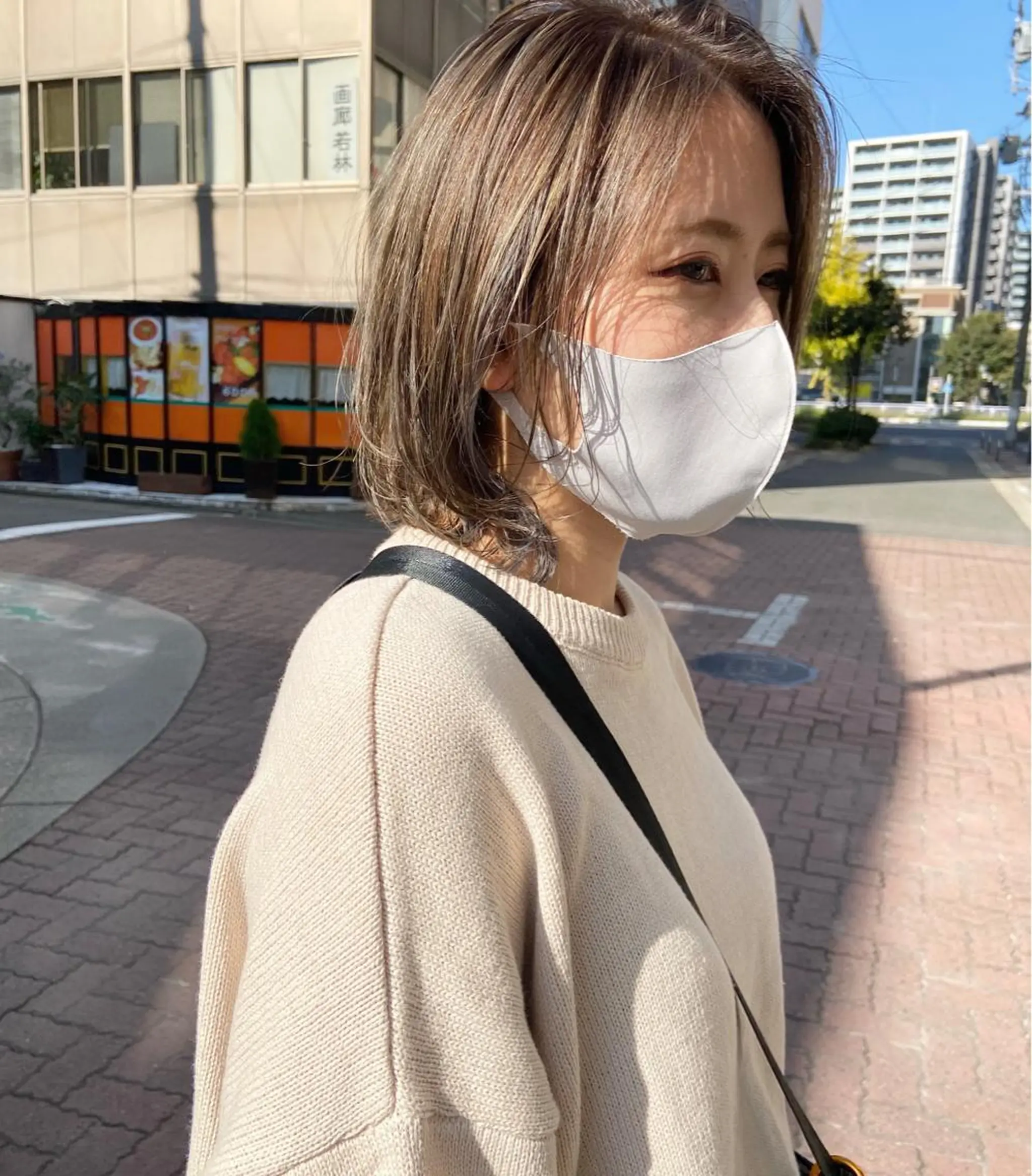 ミディアム カラー ヘアアレンジ アッシュ ハイライトカラー ハイライト 田中 あやなのヘアスタイル