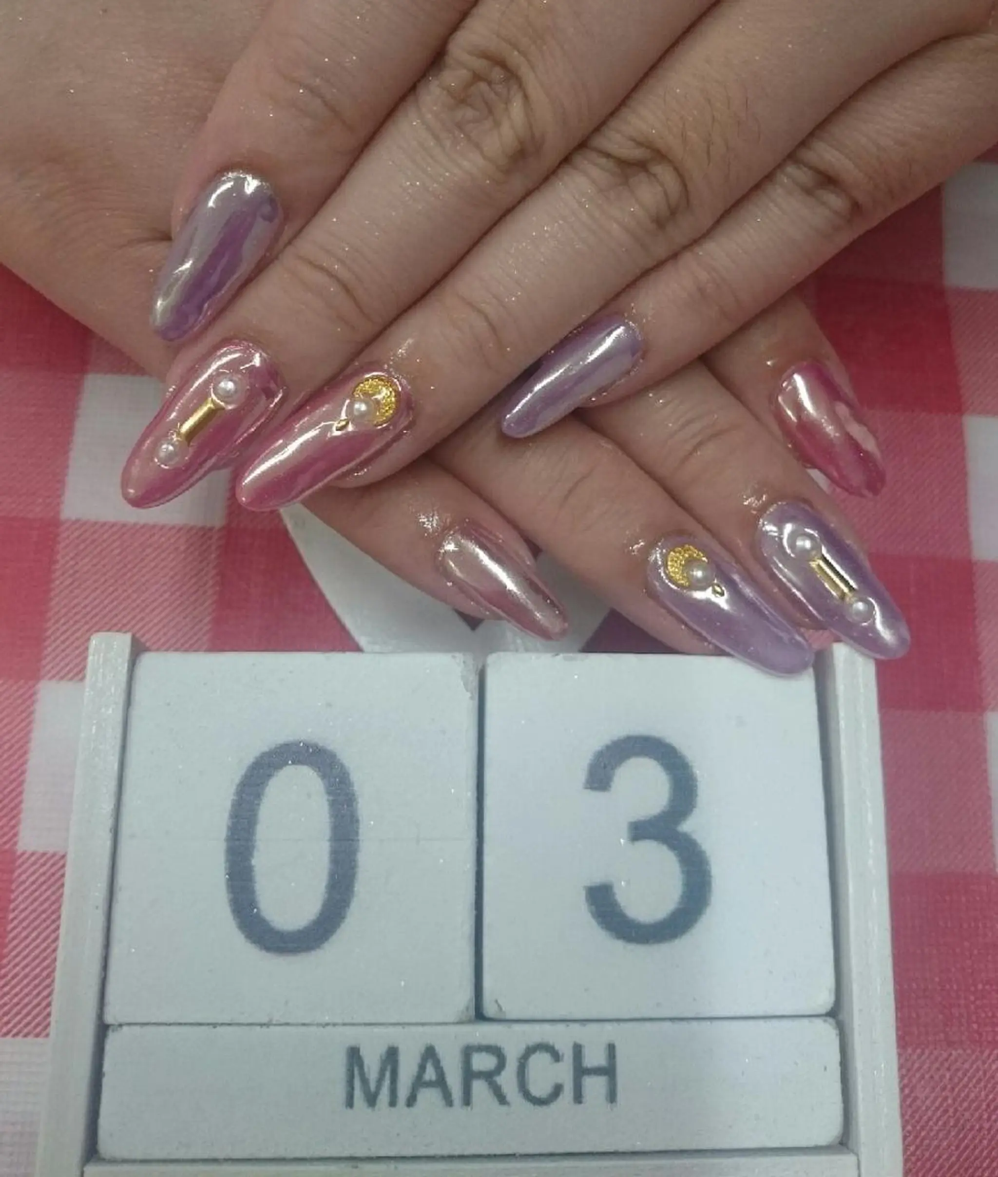 ネイル ミラーネイル JEWEL nailのネイルデザイン