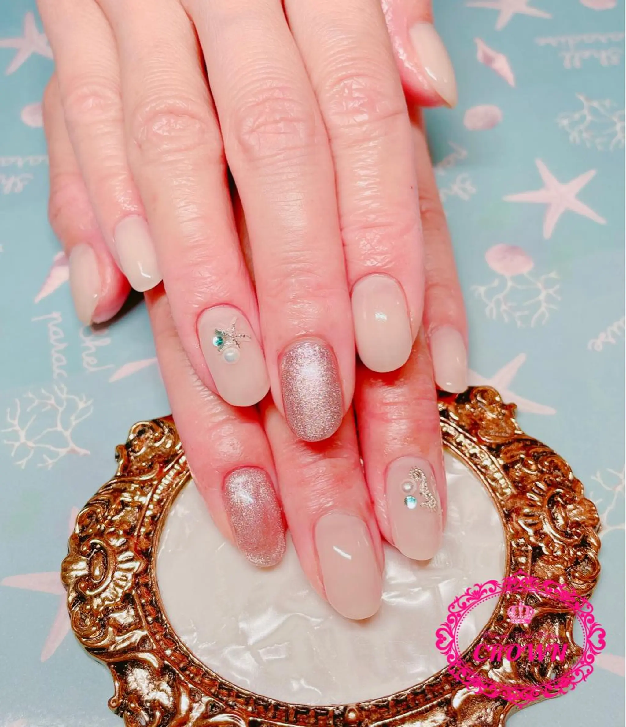 ネイル ハンドネイル CROWN プライベートサロンのネイルデザイン