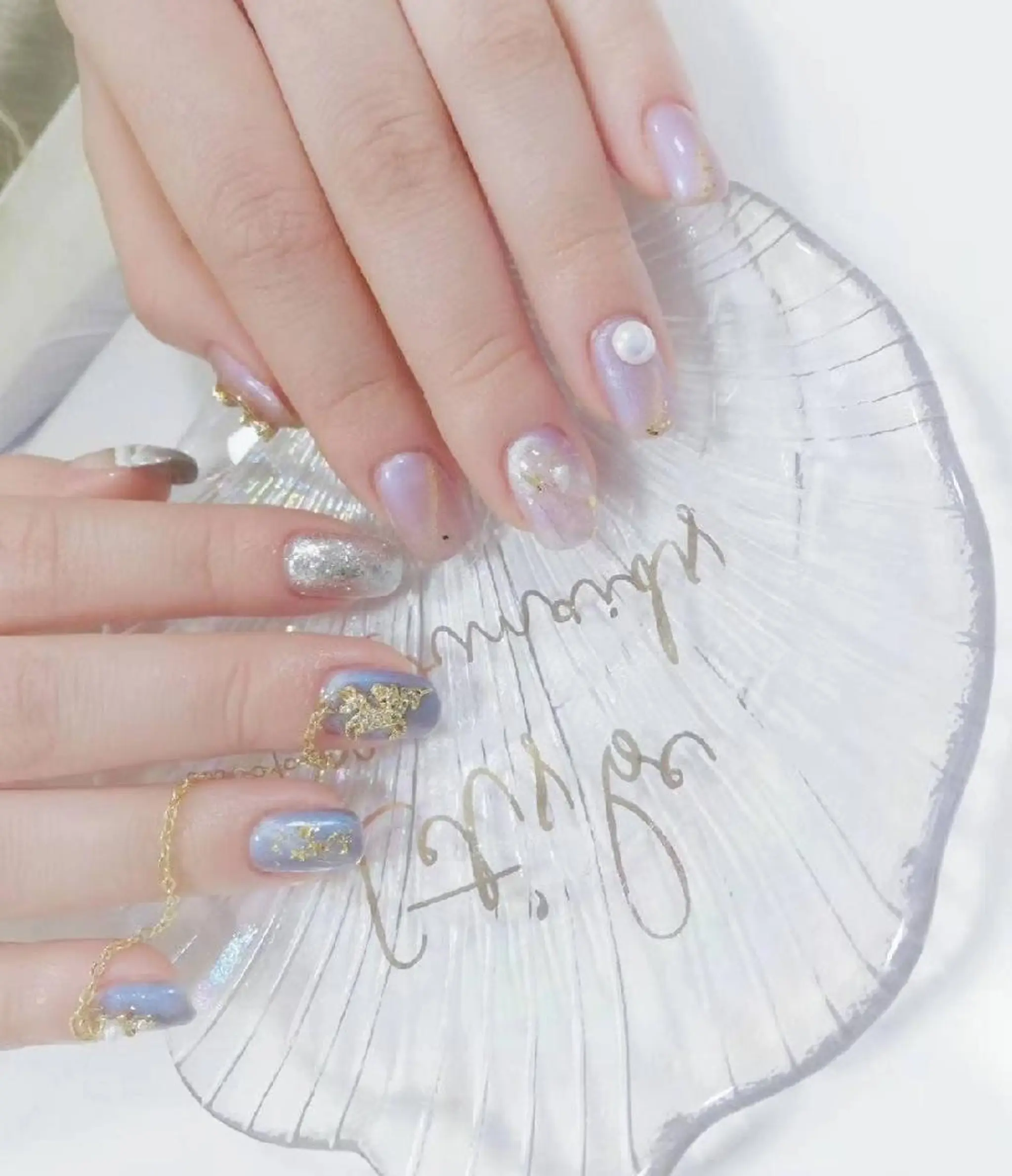 カラー ネイル ハンドネイル E·U·B ネイル所属・横浜市中区曙町 E·U·Bネイルのネイルデザイン