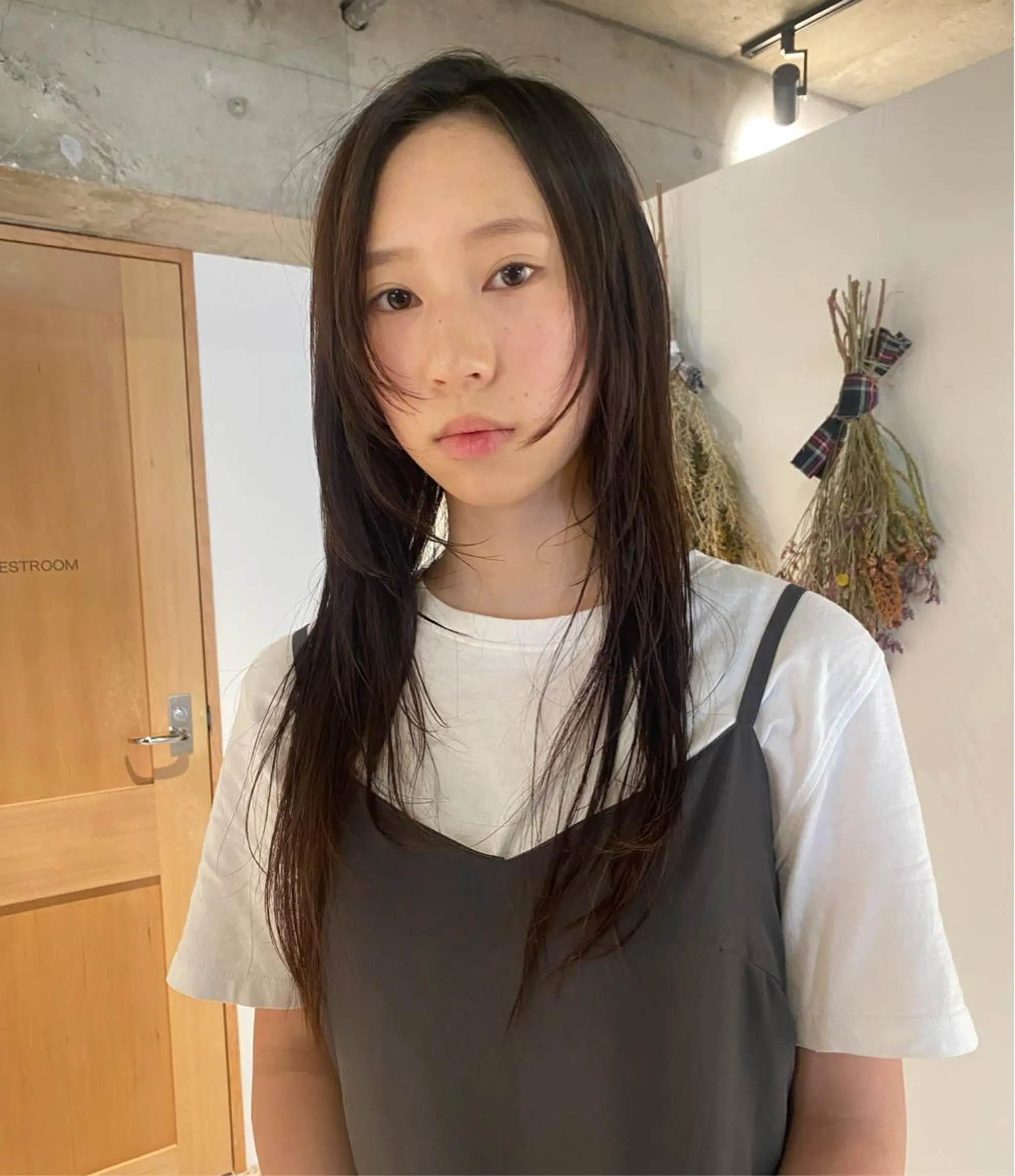 セミロング Tonukoa Rua所属・レディースモデル カット/中川翔太のヘアスタイル