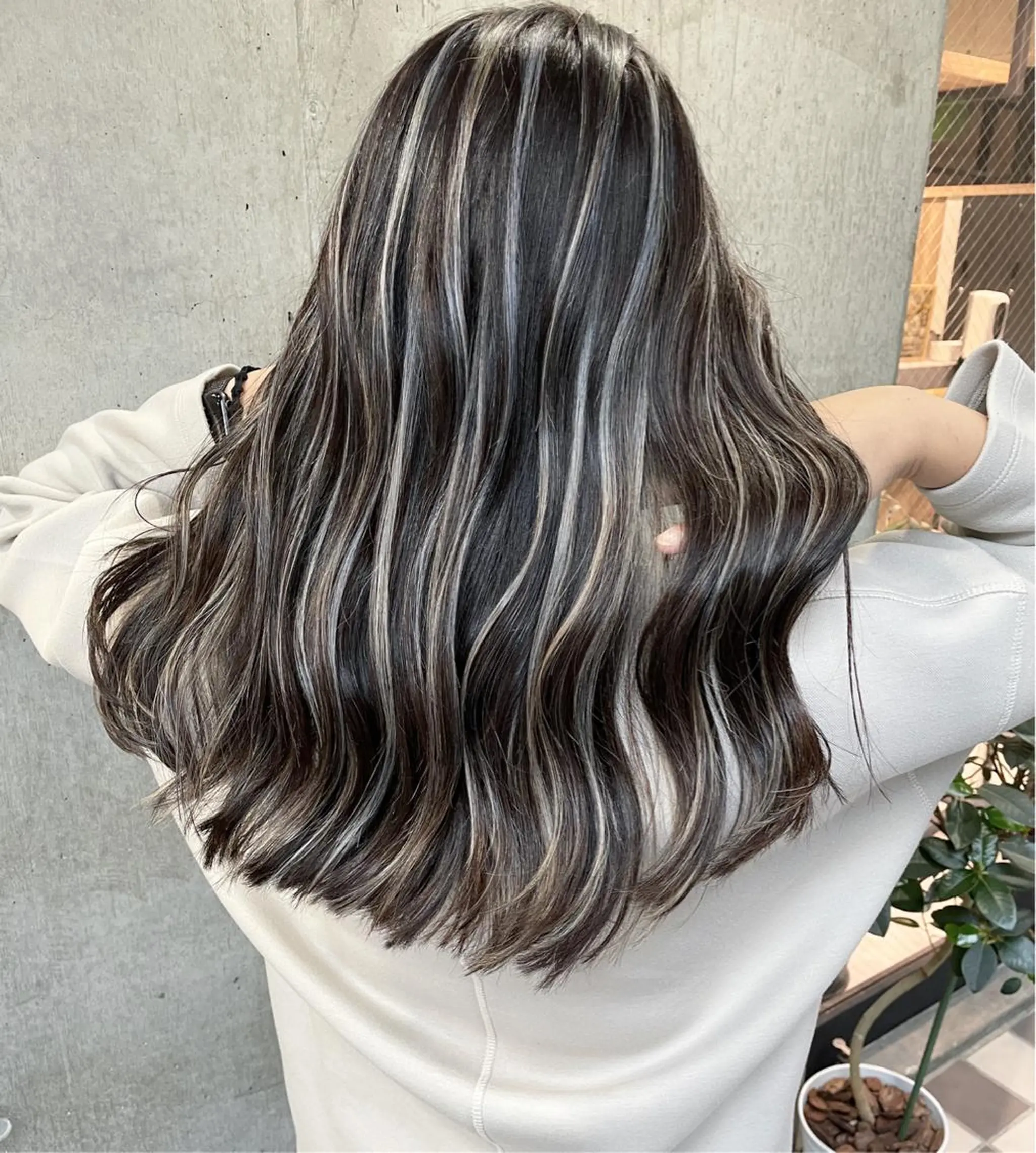 ロング カラー ヘアカラー SALOWIN  原宿ash所属・タナカ タクヤのヘアスタイル