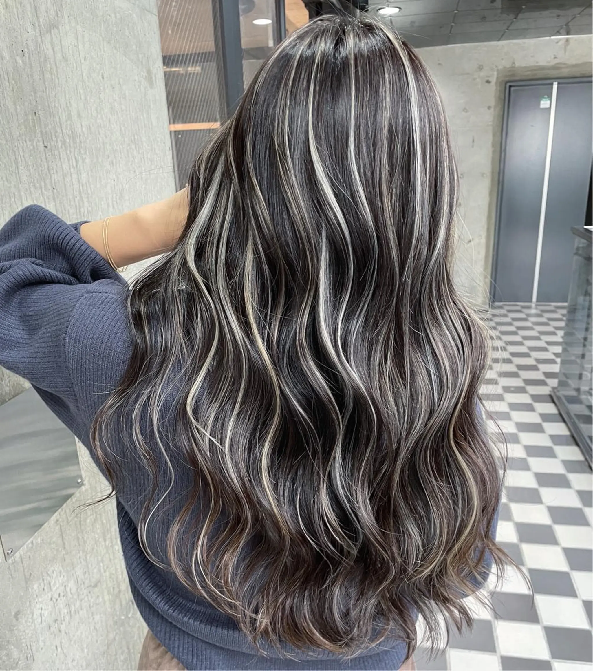 ロング カラー ハイライトカラー ハイライト ヘアカラー SALOWIN  原宿ash所属・タナカ タクヤのヘアスタイル