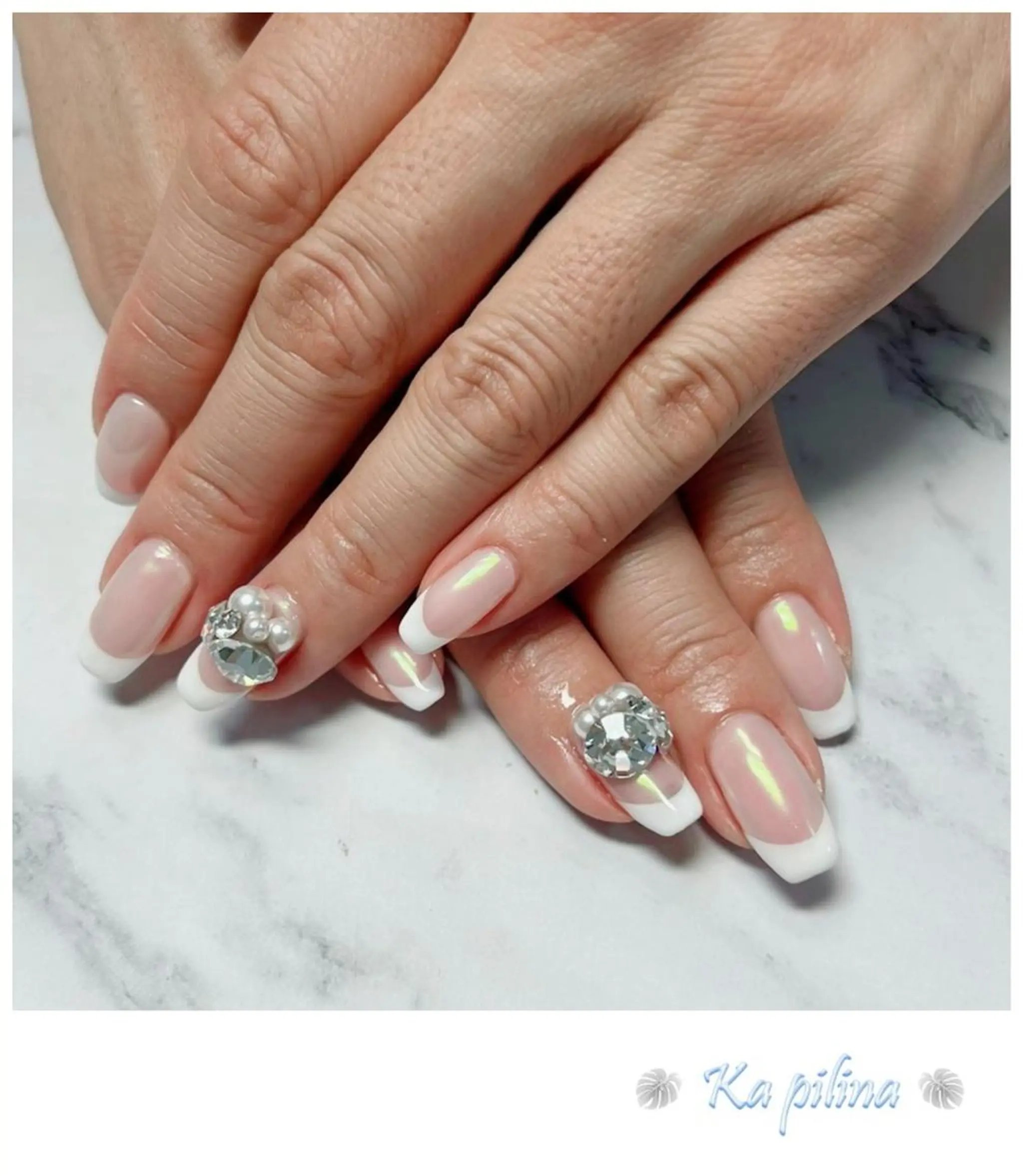 ネイル オーロラネイル フレンチネイル Nail salon Ka pilinaのネイルデザイン