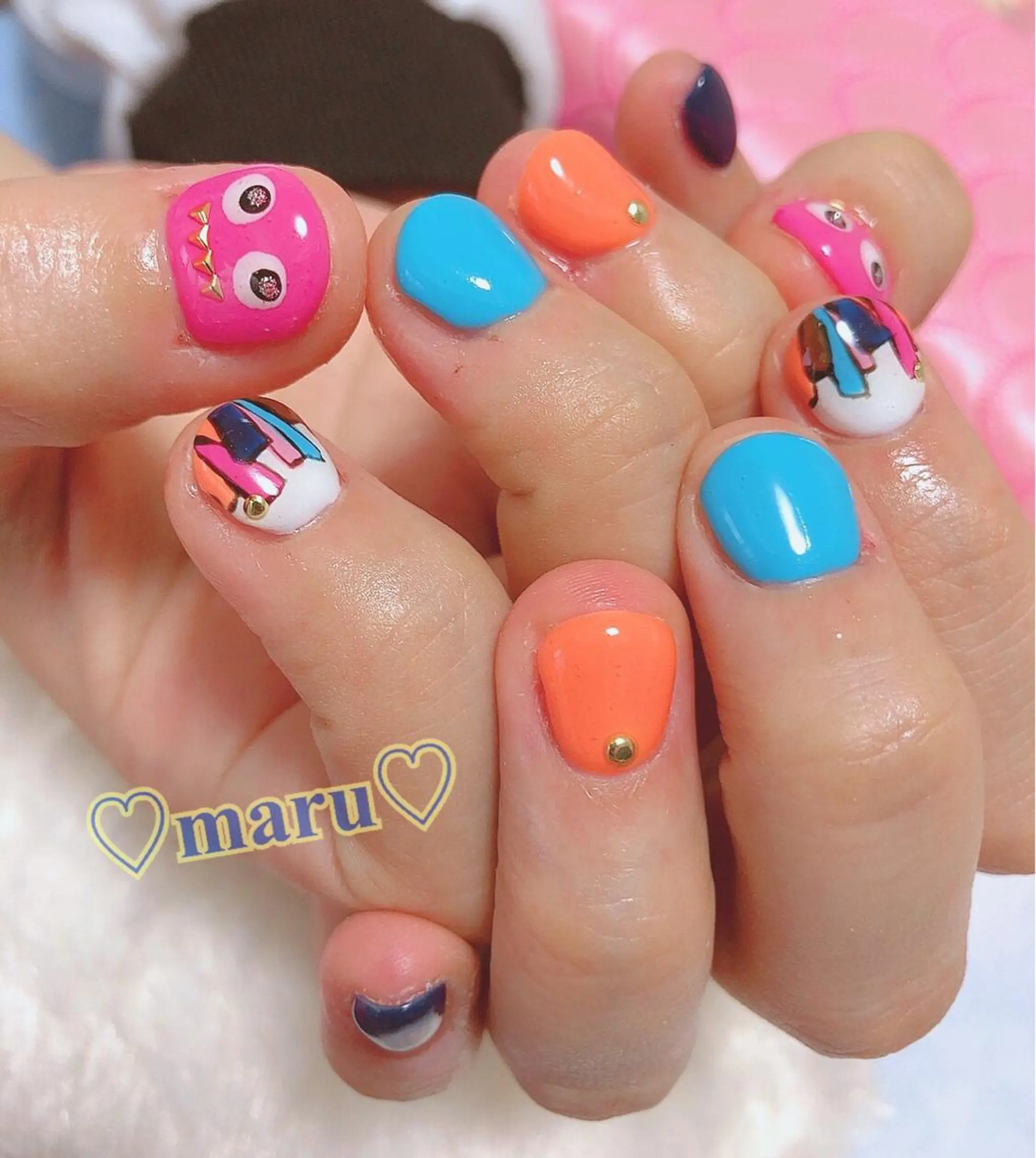 ネイル ハンドネイル フットネイル まるみ ♡のネイルデザイン