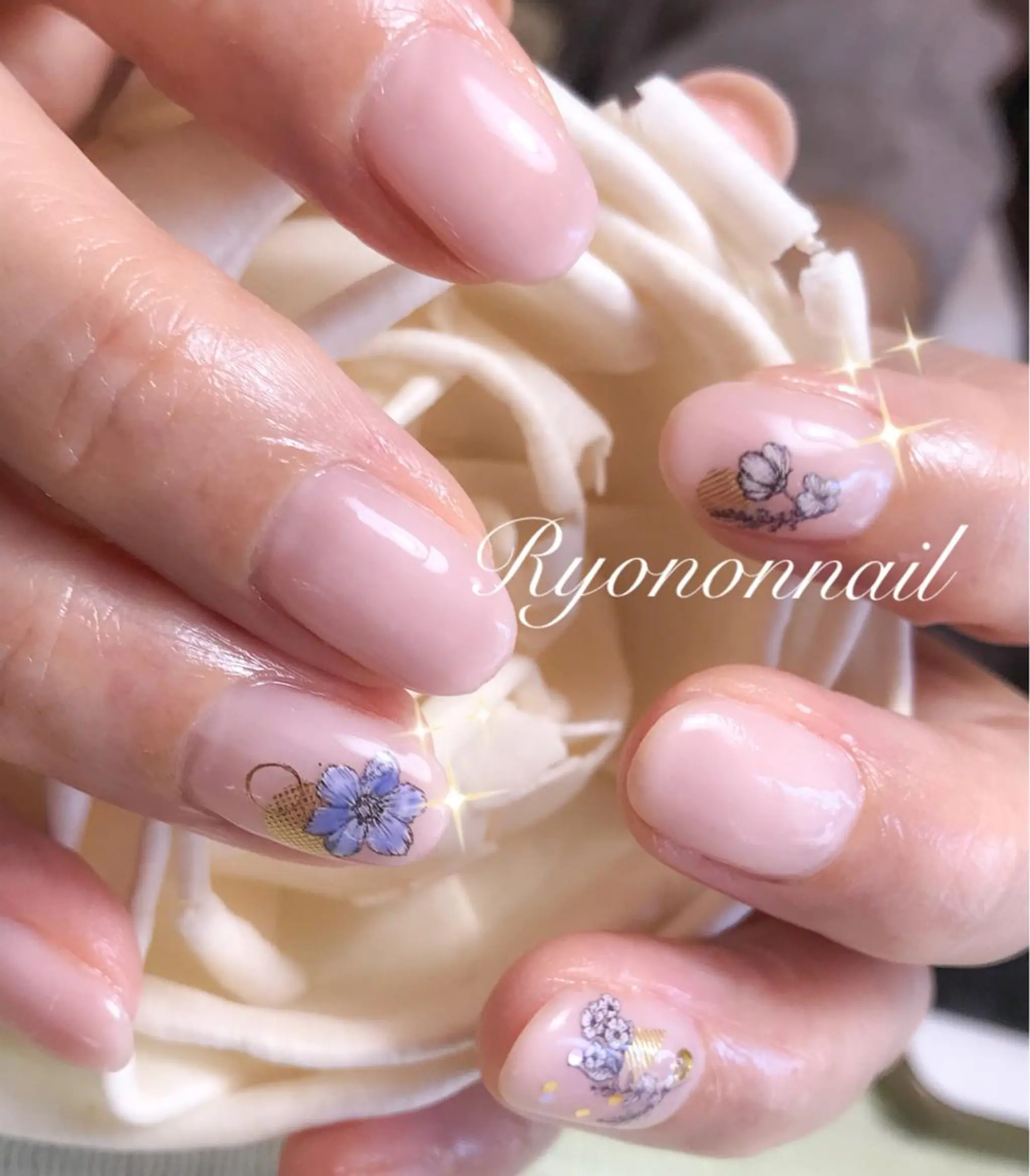 ネイル Ryononnail(リョノンネイル)所属・Ryononnail 上谷典子のネイルデザイン