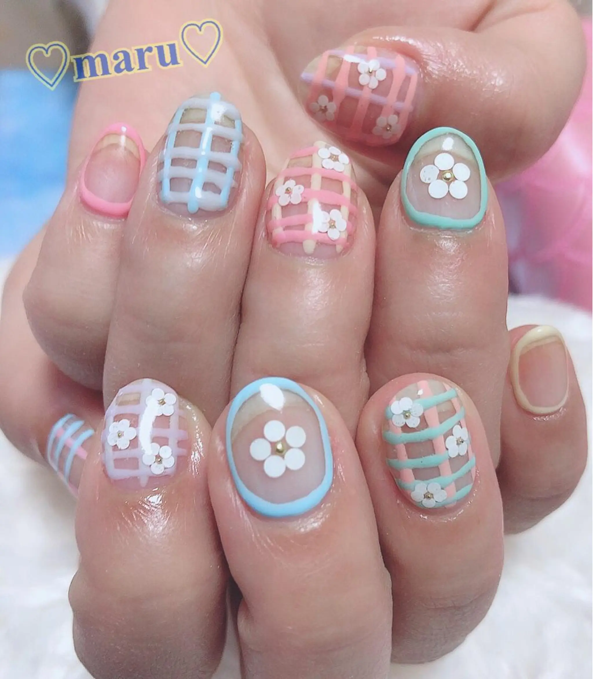 ネイル ハンドネイル フットネイル まるみ ♡のネイルデザイン