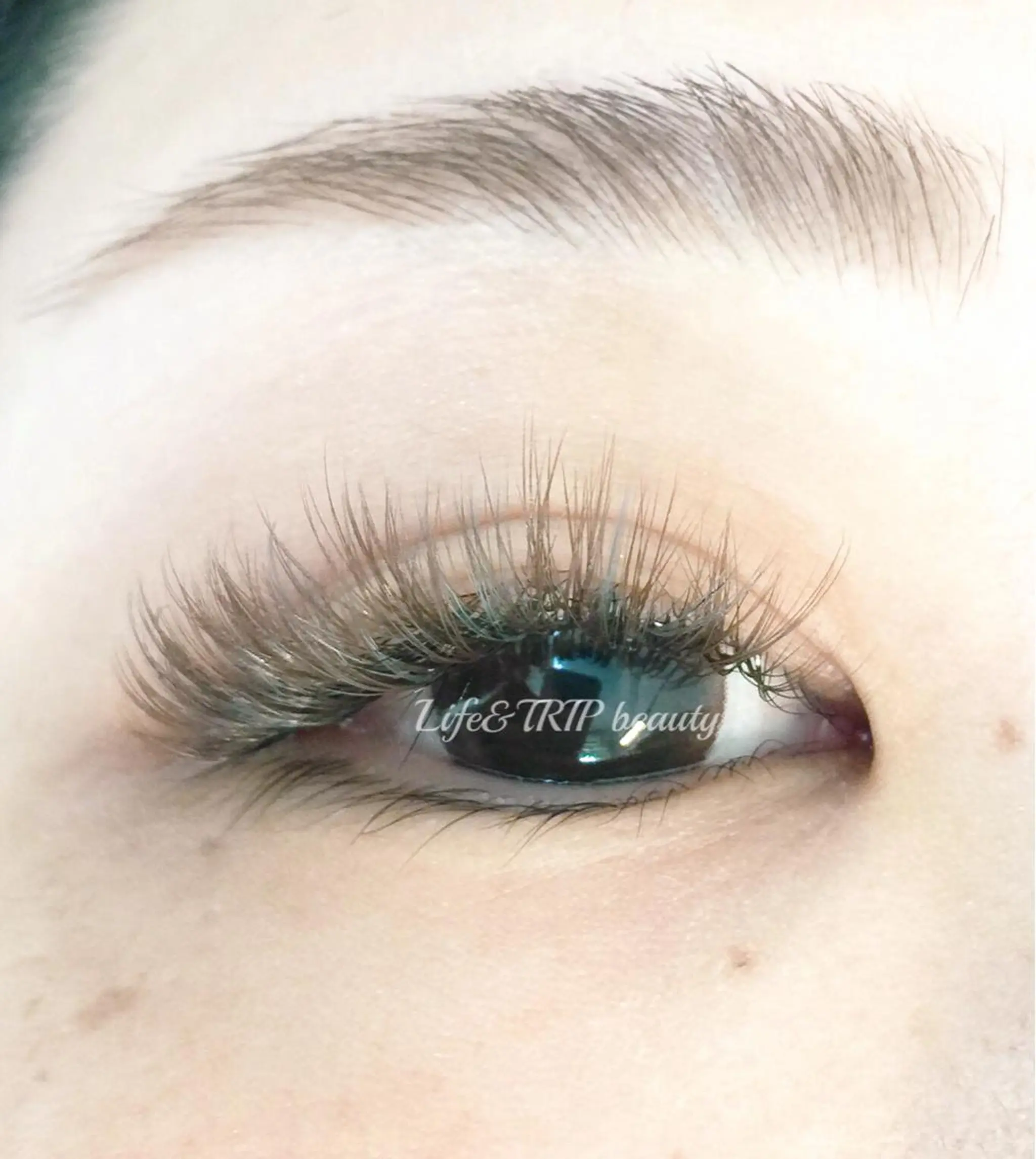 マツエク・マツパ カラーマツエク マツエク Life&TRIP beauty所属・Life&TRIP beautyのマツエク・マツパデザイン