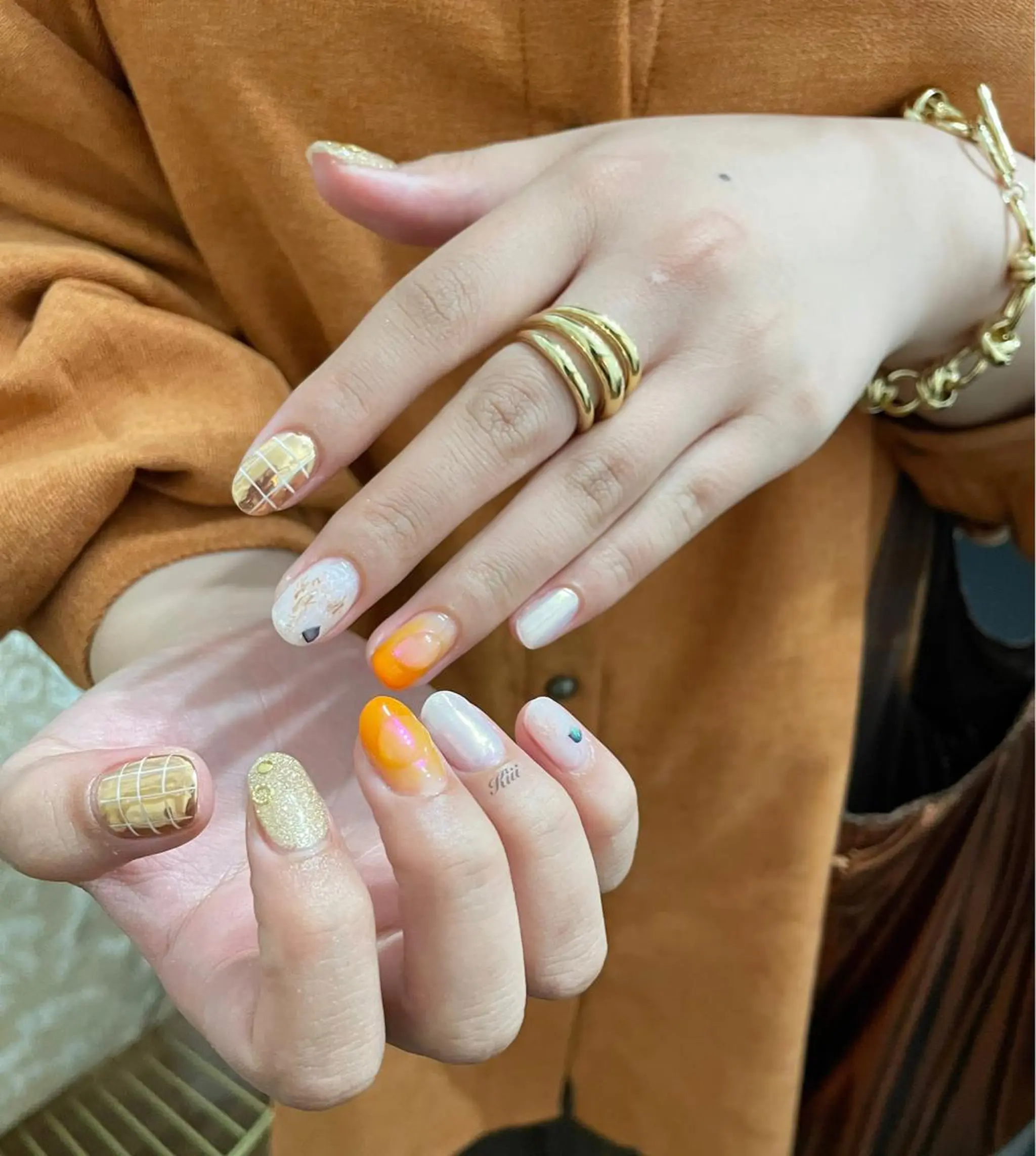 ネイル ハンドネイル フットネイル kiii.__ ✴︎*のネイルデザイン