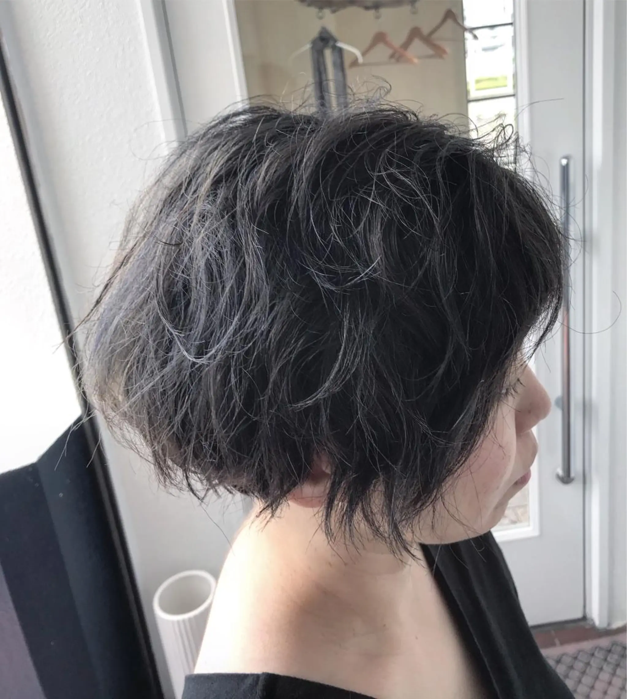 ショート ショートボブ アイスグレージュ ボブ くせ毛 ショートヘア 大嶋 宏隆のヘアスタイル