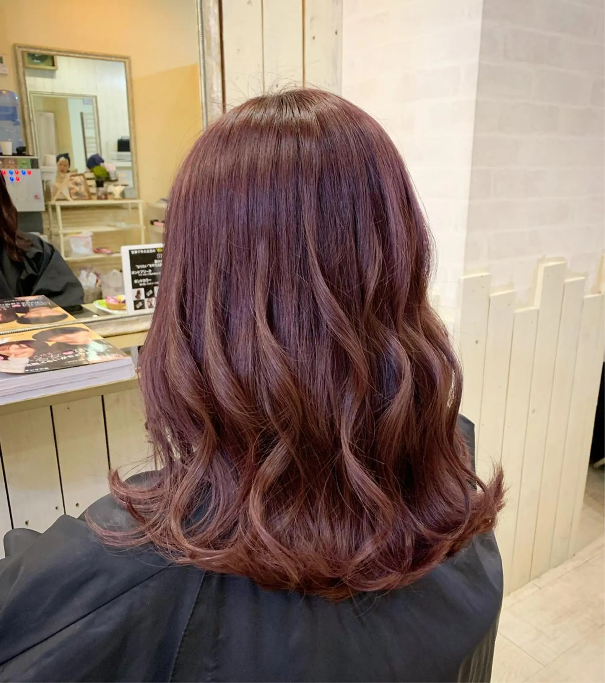 ミディアム カット ヘアカラー 高山 滉太のヘアスタイル
