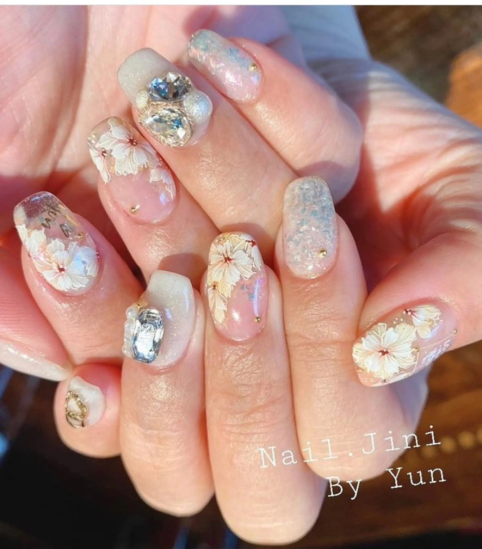 ネイル ハンドネイル JINI NAIL所属・ジニ ネイルのネイルデザイン