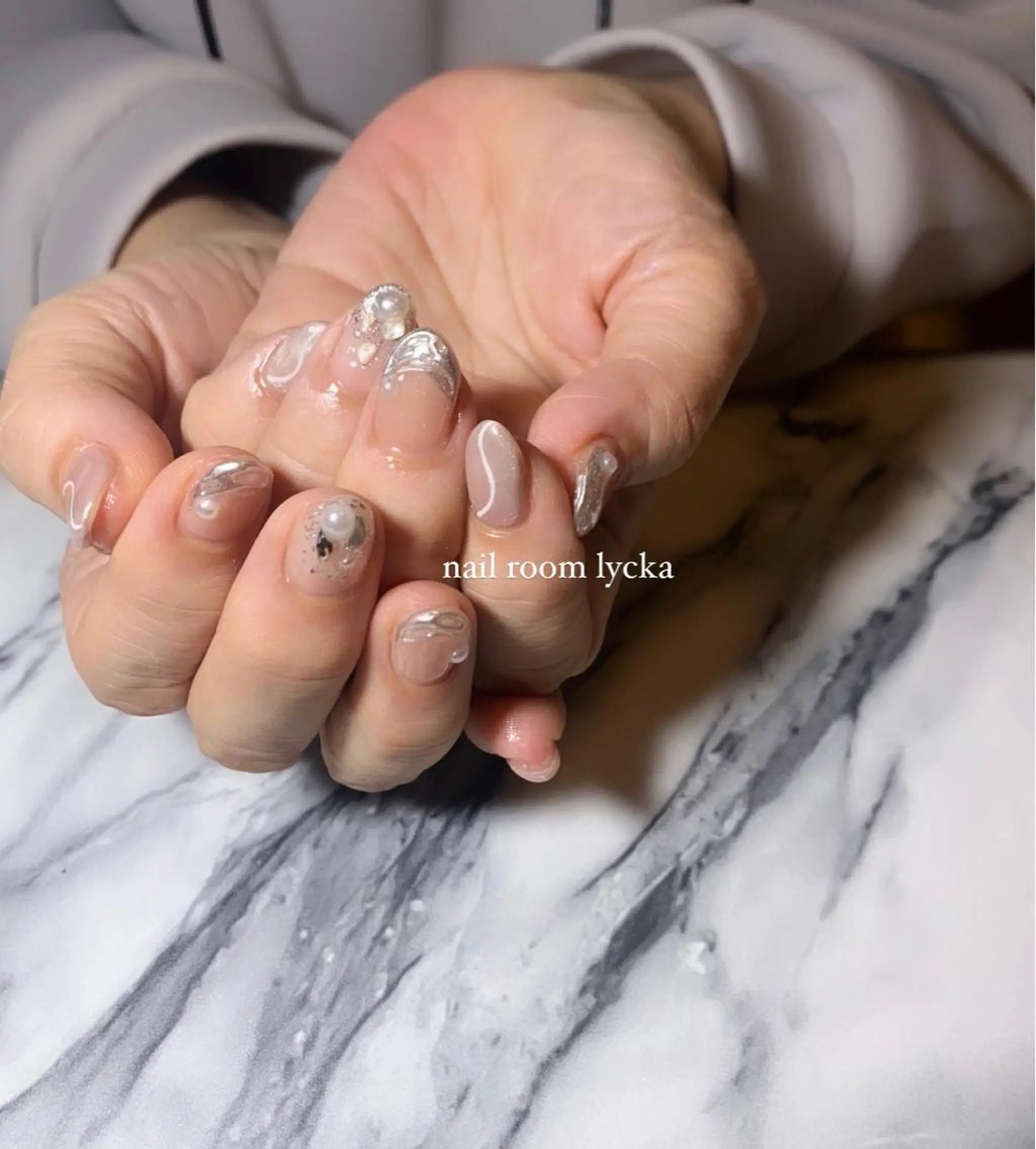 ネイル ﾈｲﾙﾙｰﾑﾘｯｶ 𝐦𝐚𝐲𝐮のネイルデザイン