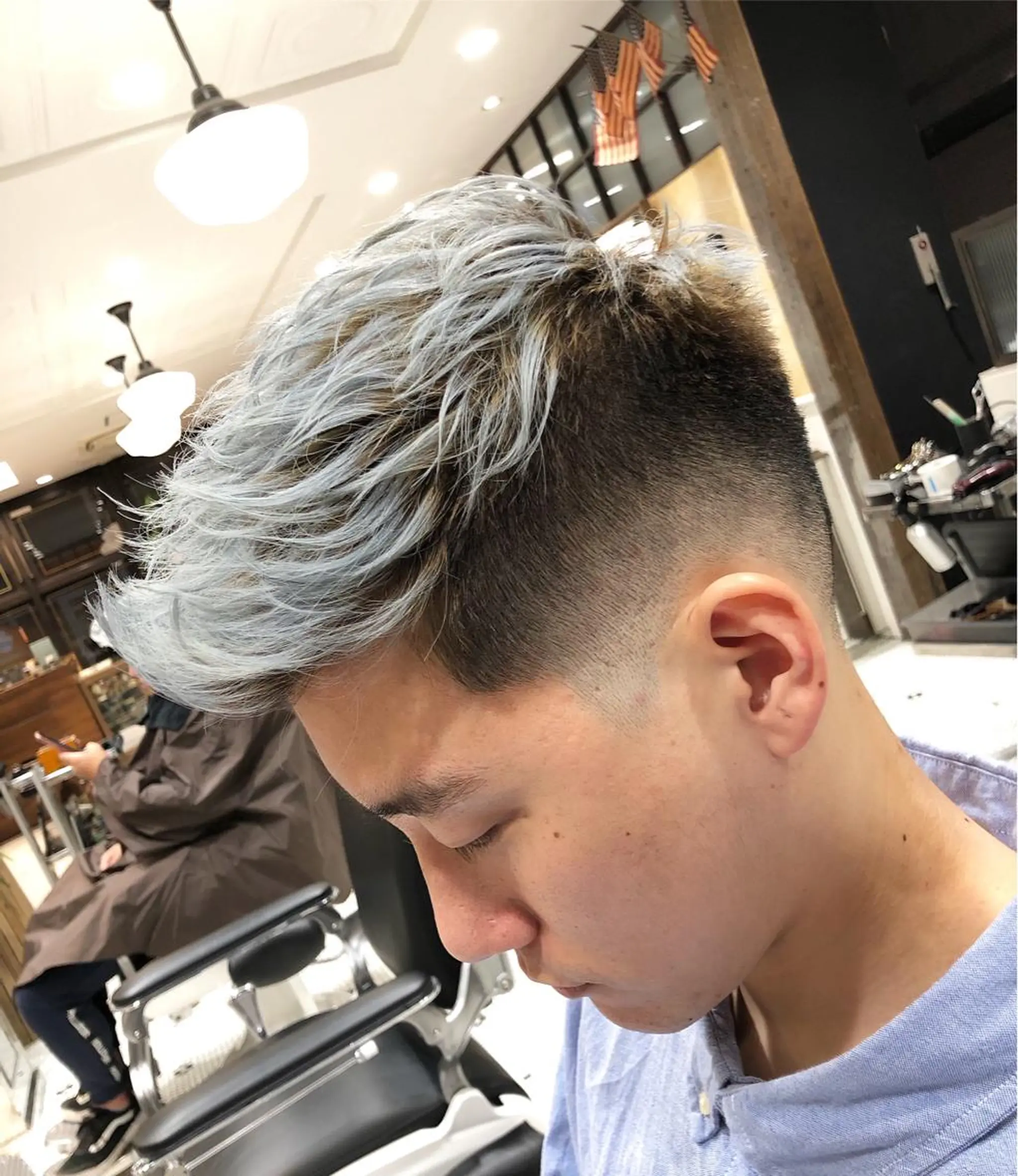 ショート カラー メンズ THE AWESUM所属・メンズスタイル強化中 TONNY（トニー）のヘアスタイル