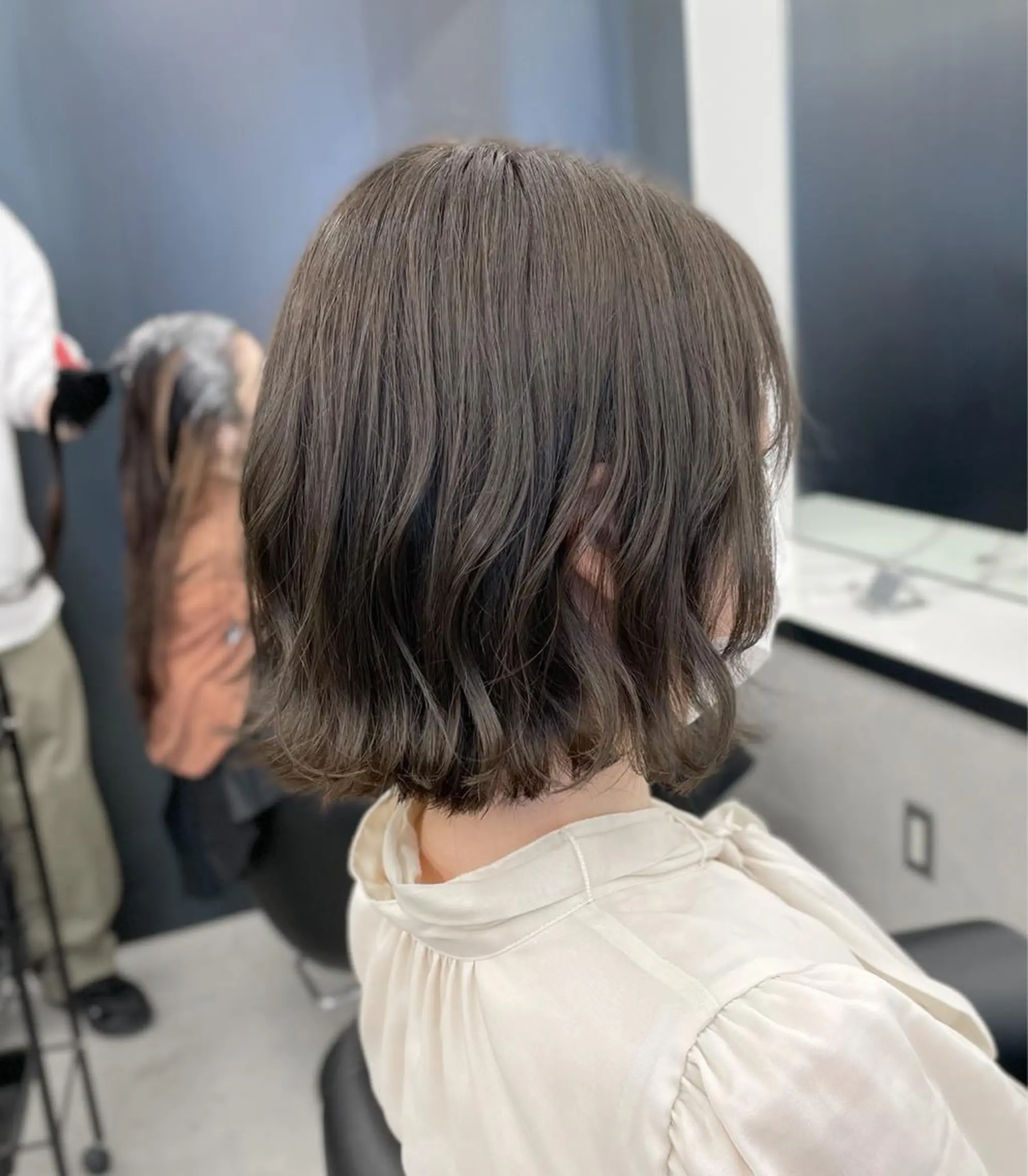 ショート カラー いなみね はるきのヘアスタイル