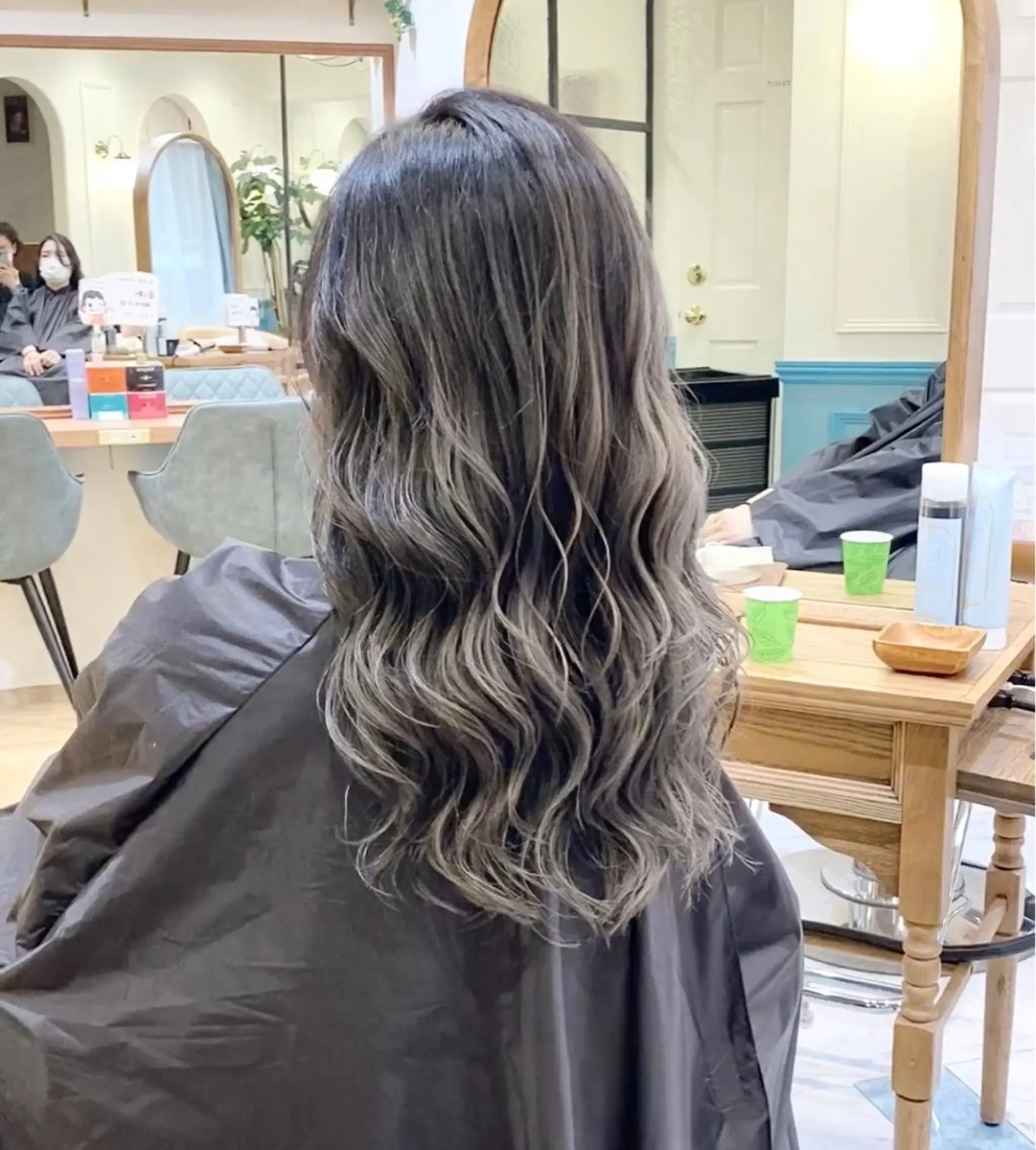 ロング salowin 原宿 aroa所属・韓国／ハッシュカット ／透明感カラー／金野のヘアスタイル