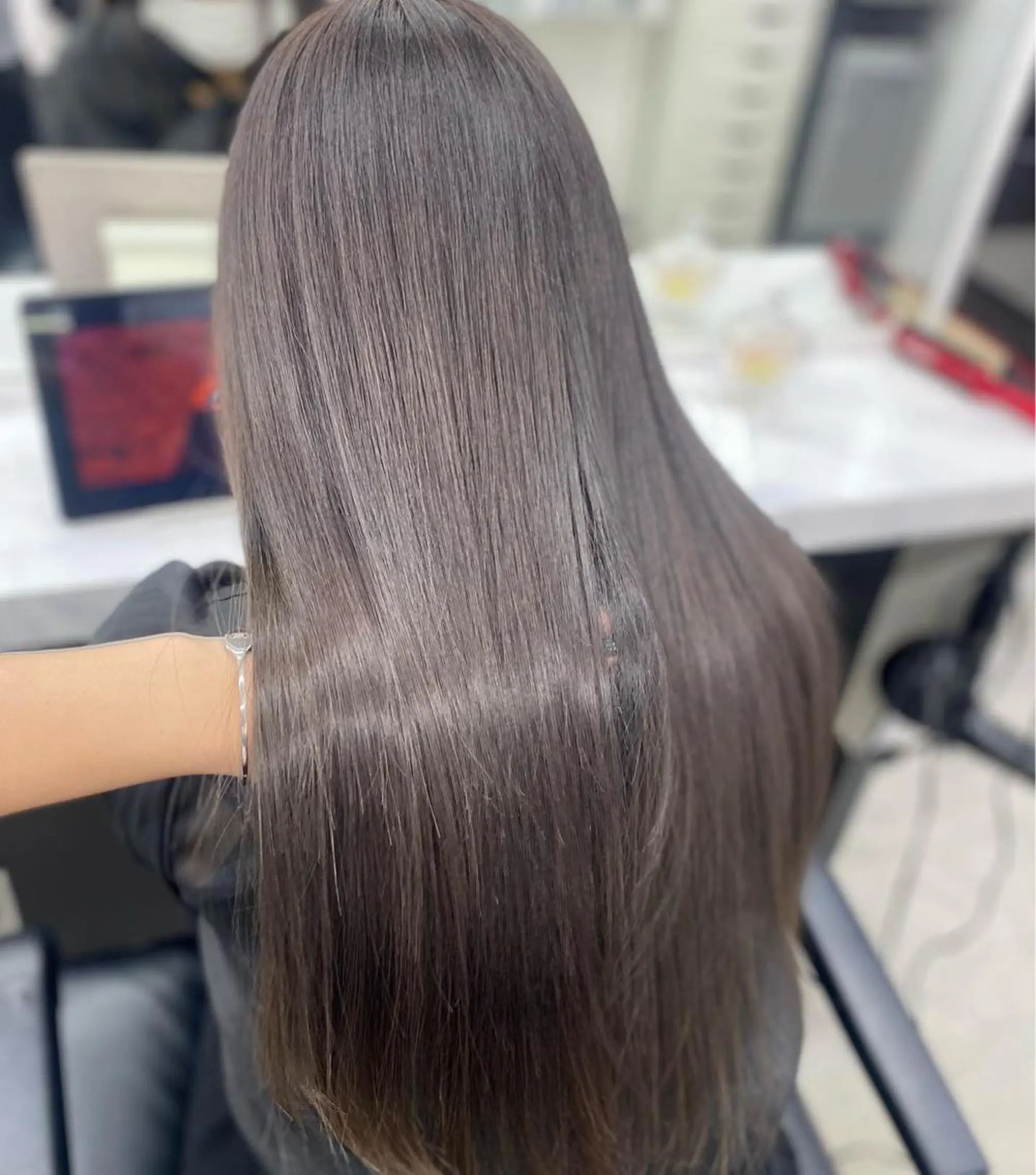 ロング プルエクステ/カラー ⭐️KIR̋Aのヘアスタイル