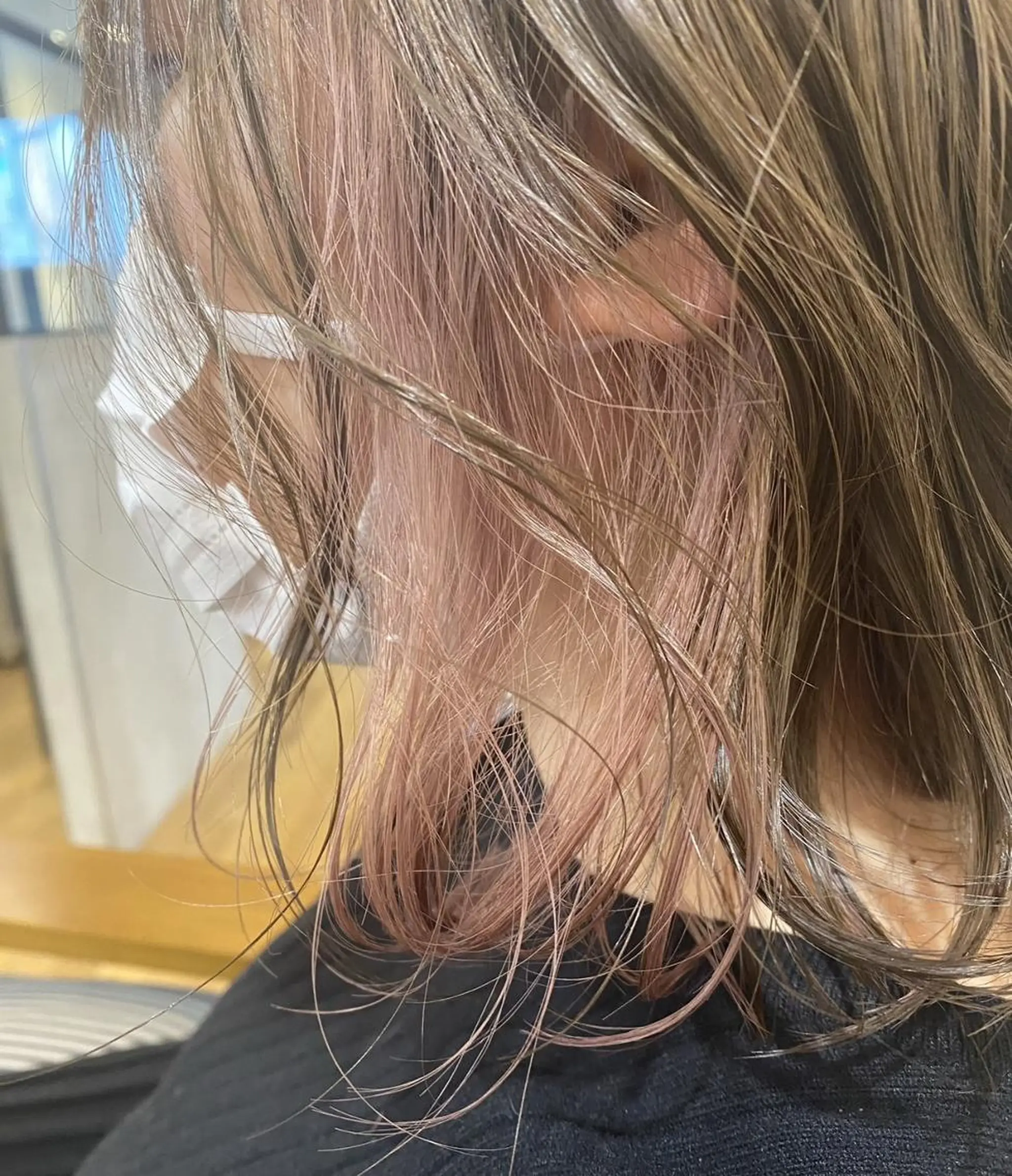 カラー セミロング ブリーチなし透明感 カラー✨山仲絢圭のヘアスタイル