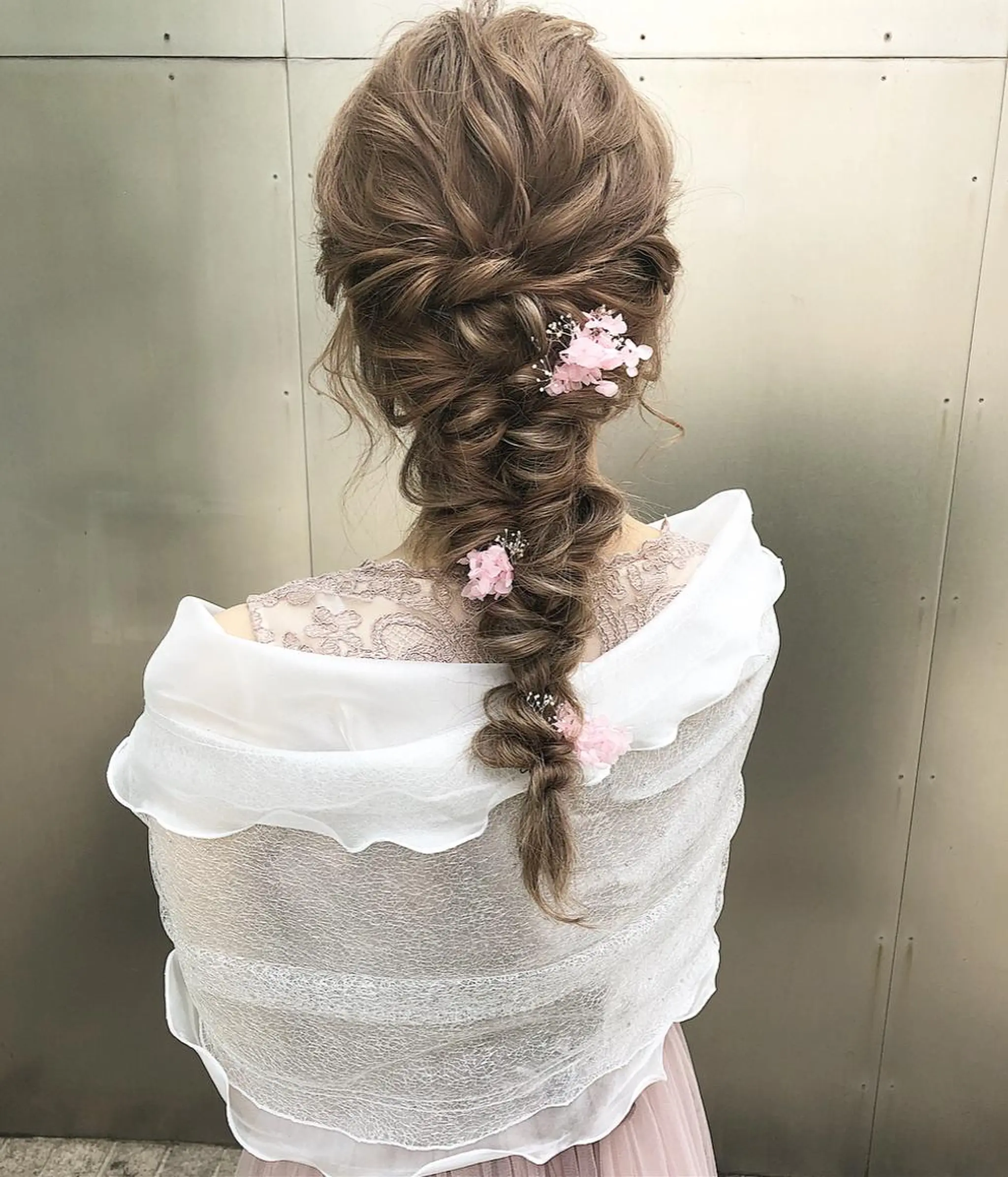 ロング カラー ヘアアレンジ autre所属・大久保 ひでなりのヘアスタイル