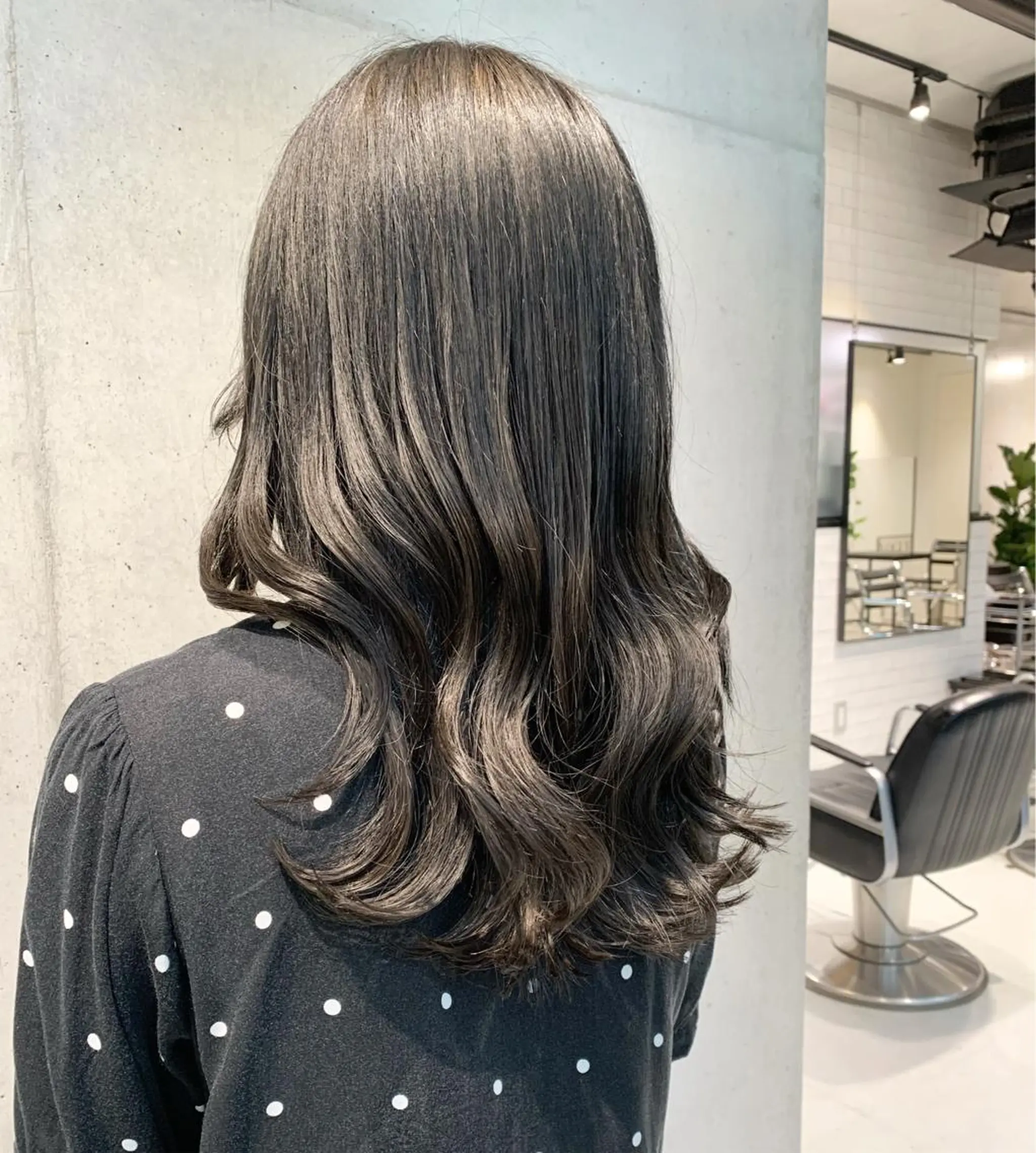 ロング カラー カット ヘアカラー トリートメント ヘッドスパ ヘアセット 透明感/オリーブ/ グレージュ/YUKAのヘアスタイル