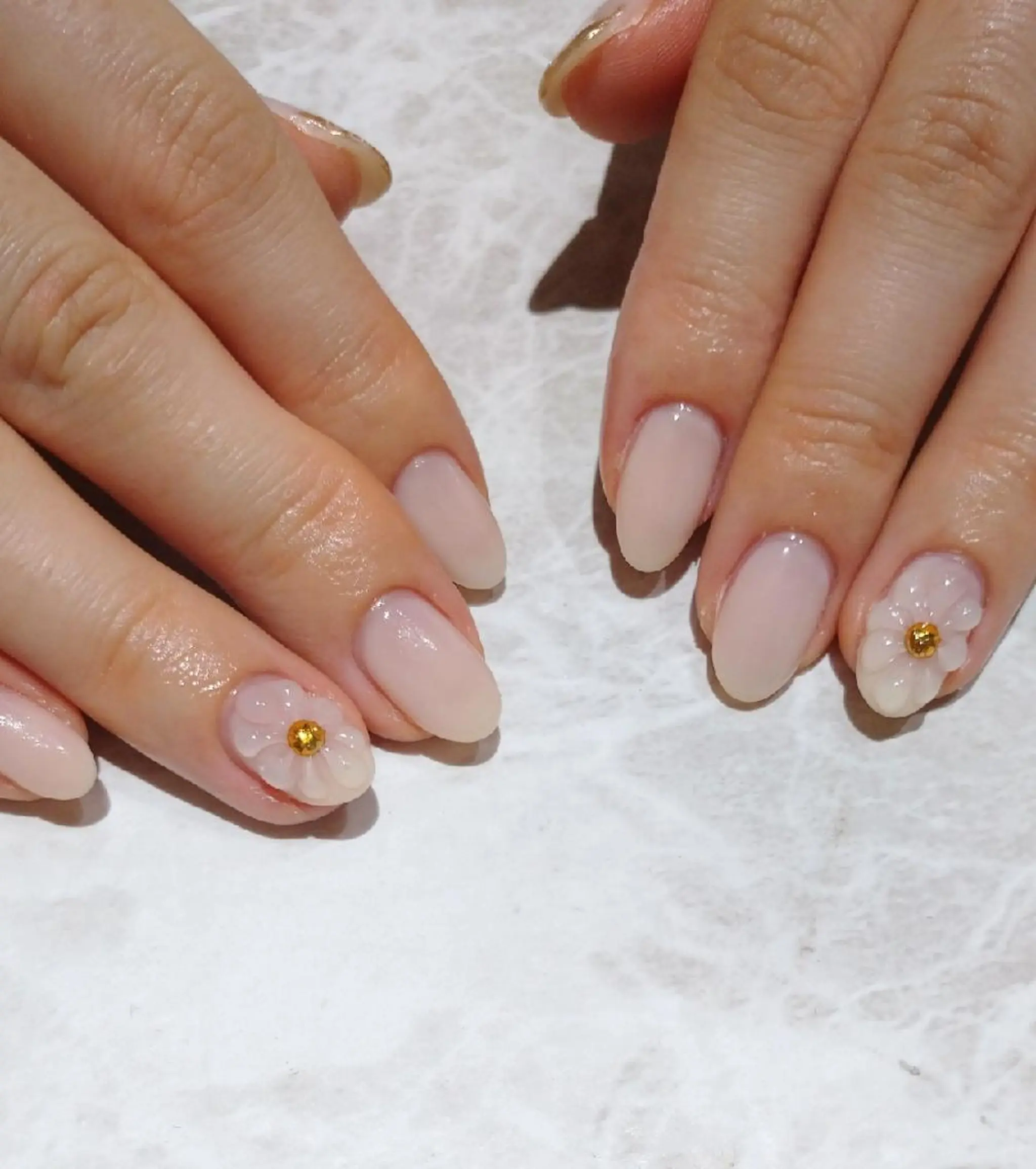 ネイル シンプルネイル ハンドネイル 會田 瑠衣のネイルデザイン